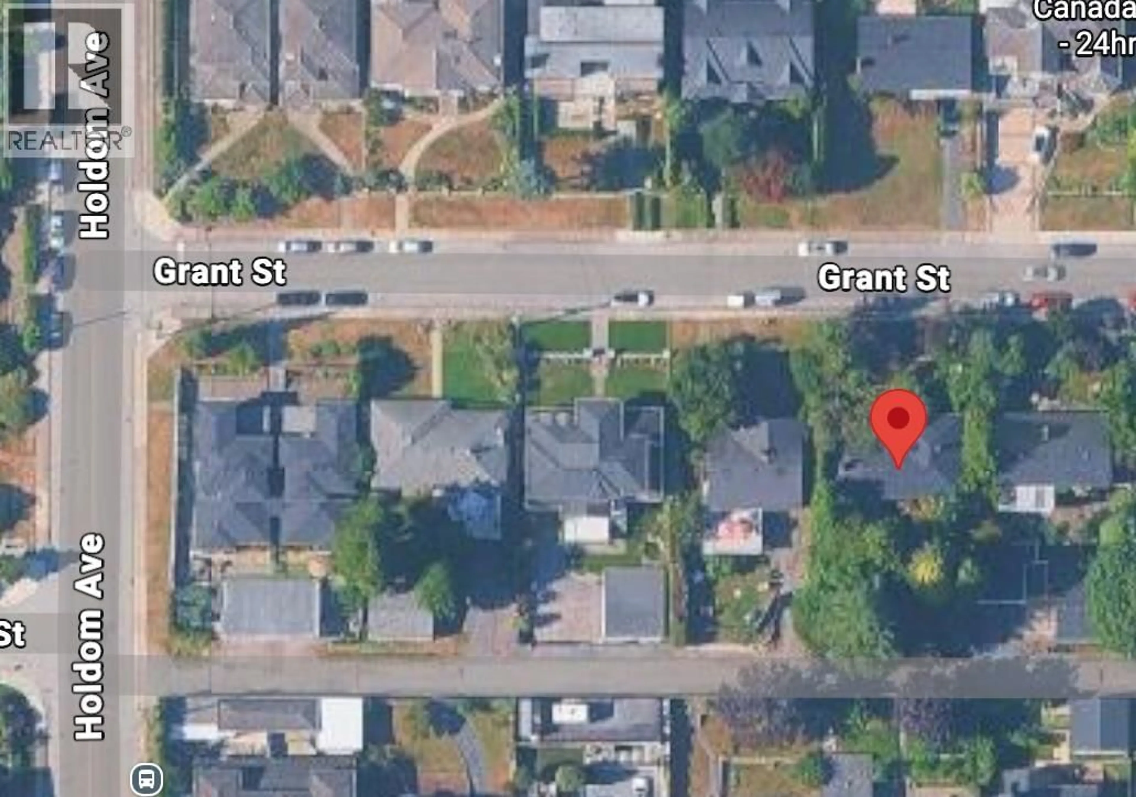 A pic from outside/outdoor area/front of a property/back of a property/a pic from drone, street for 5790 GRANT STREET, Burnaby British Columbia V5B2K4