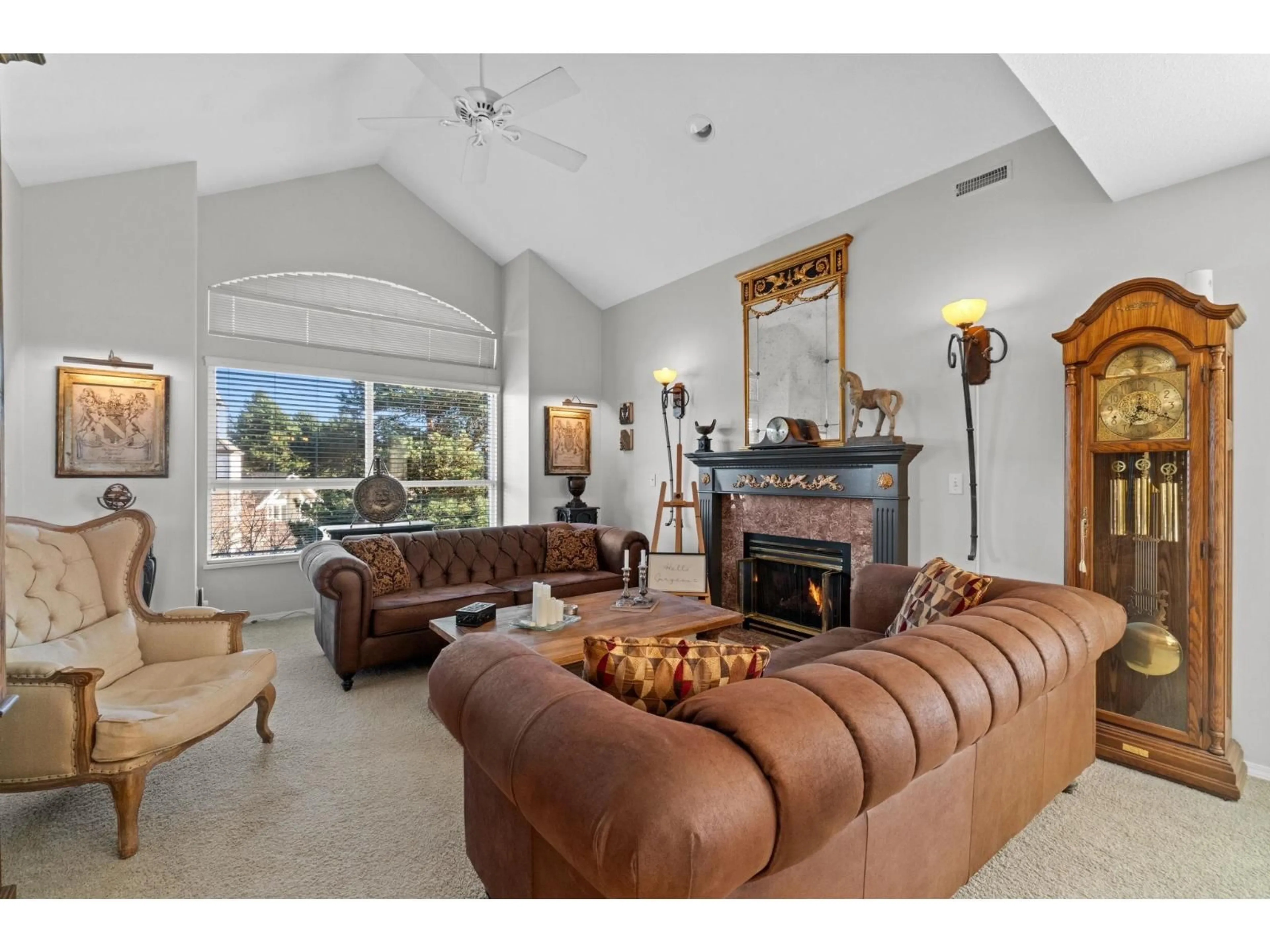 Living room with furniture, unknown for 314 - 20381 96 AVENUE, Langley British Columbia V1M2L1