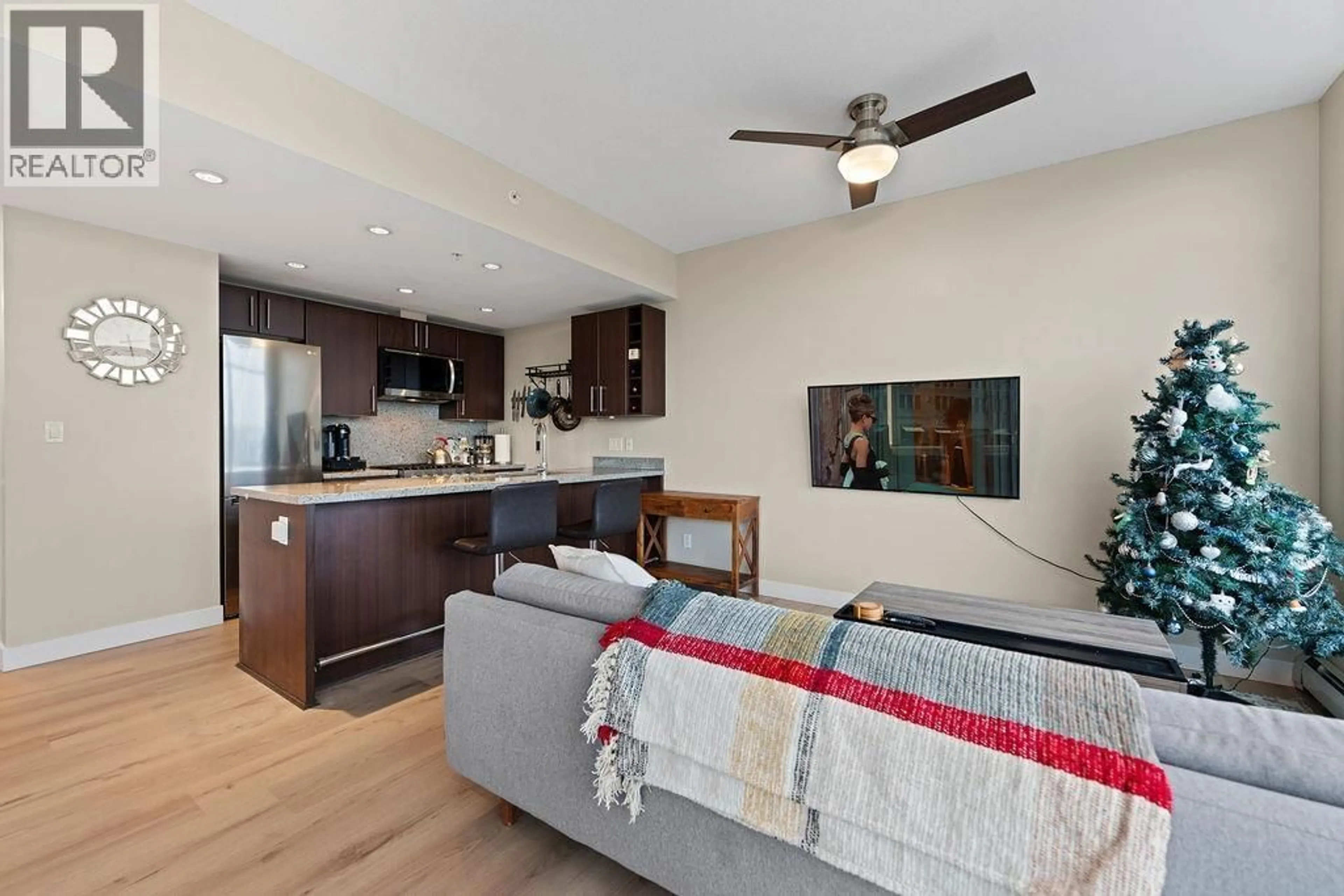 Open concept kitchen, unknown for 1708 - 168 1ST AVENUE, Vancouver British Columbia V5Y0H6