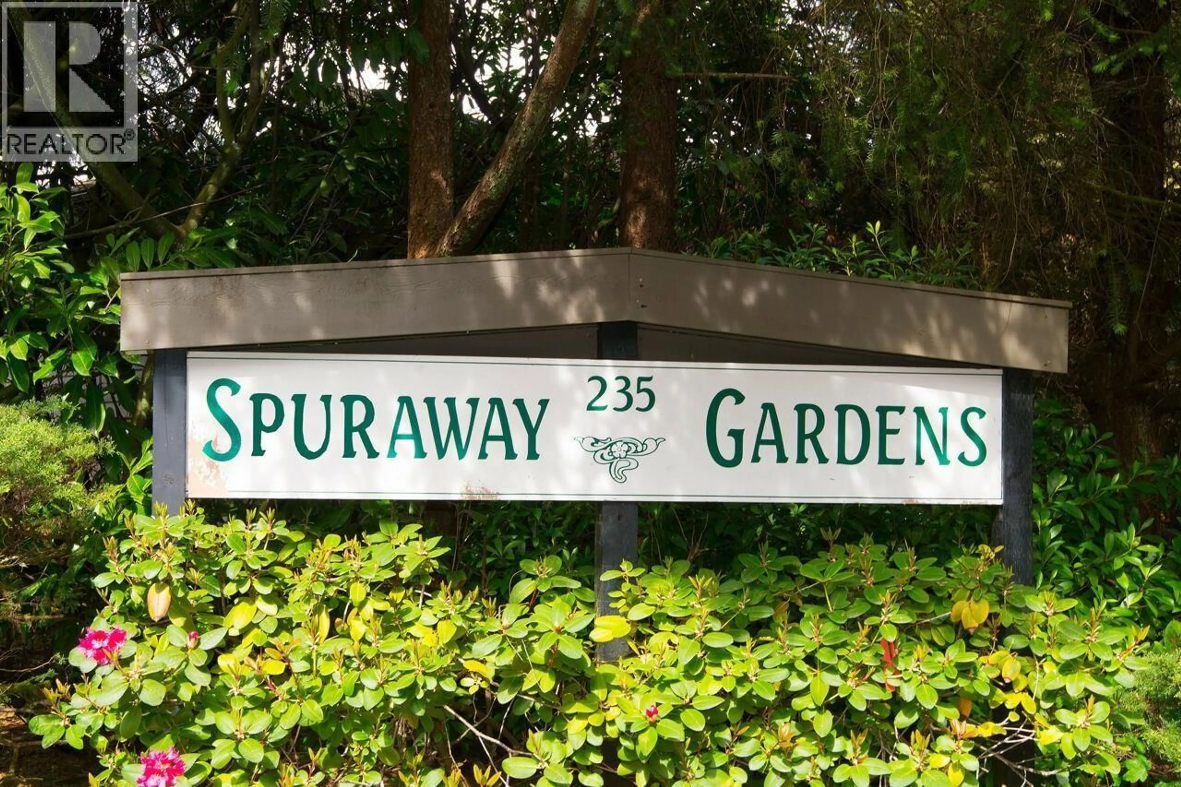 Indoor entryway for 704 - 235 KEITH ROAD, West Vancouver British Columbia V7T1L5