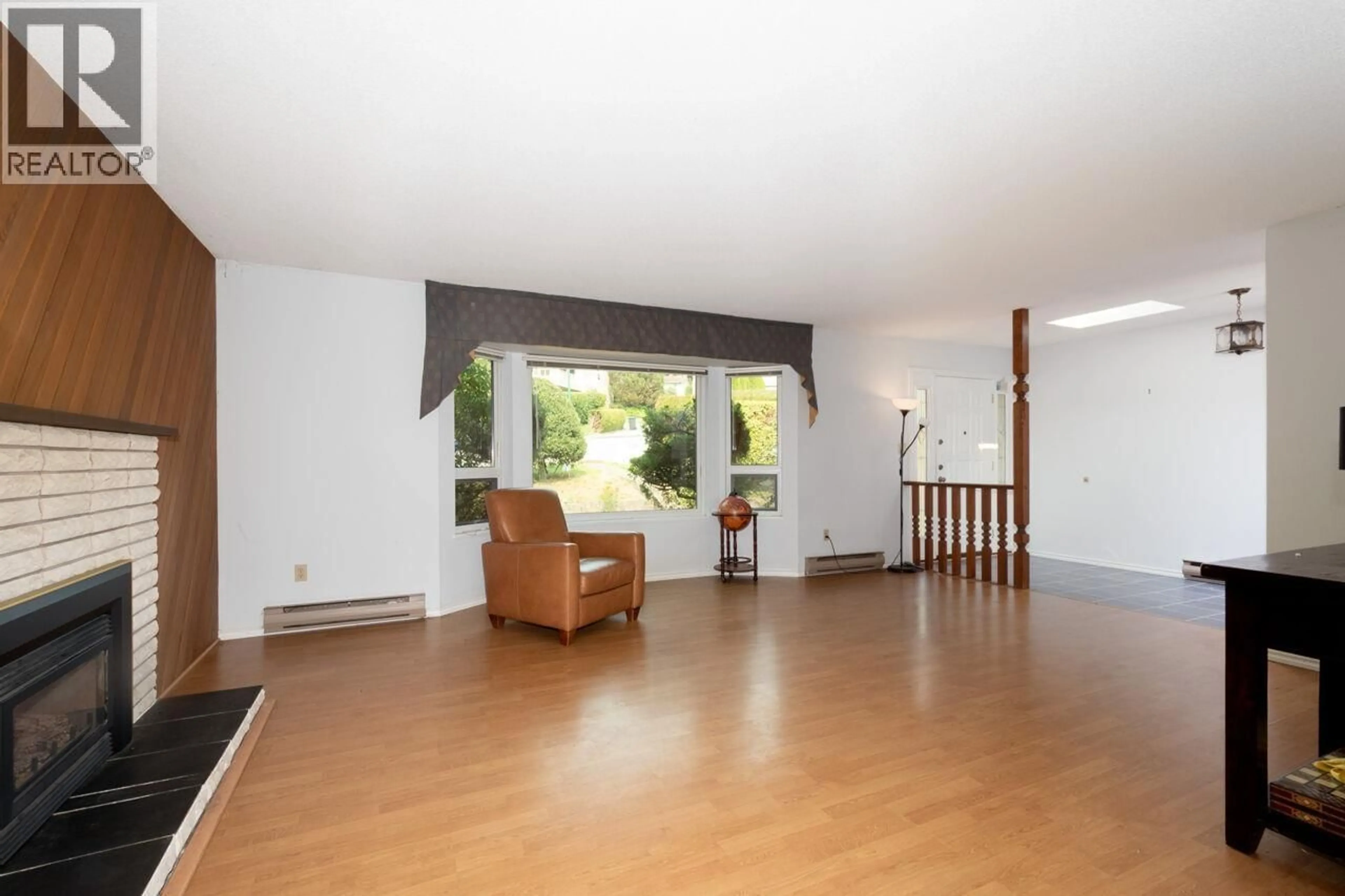 Unknown for 1285 LUCKING PLACE, North Vancouver British Columbia V7J3L5