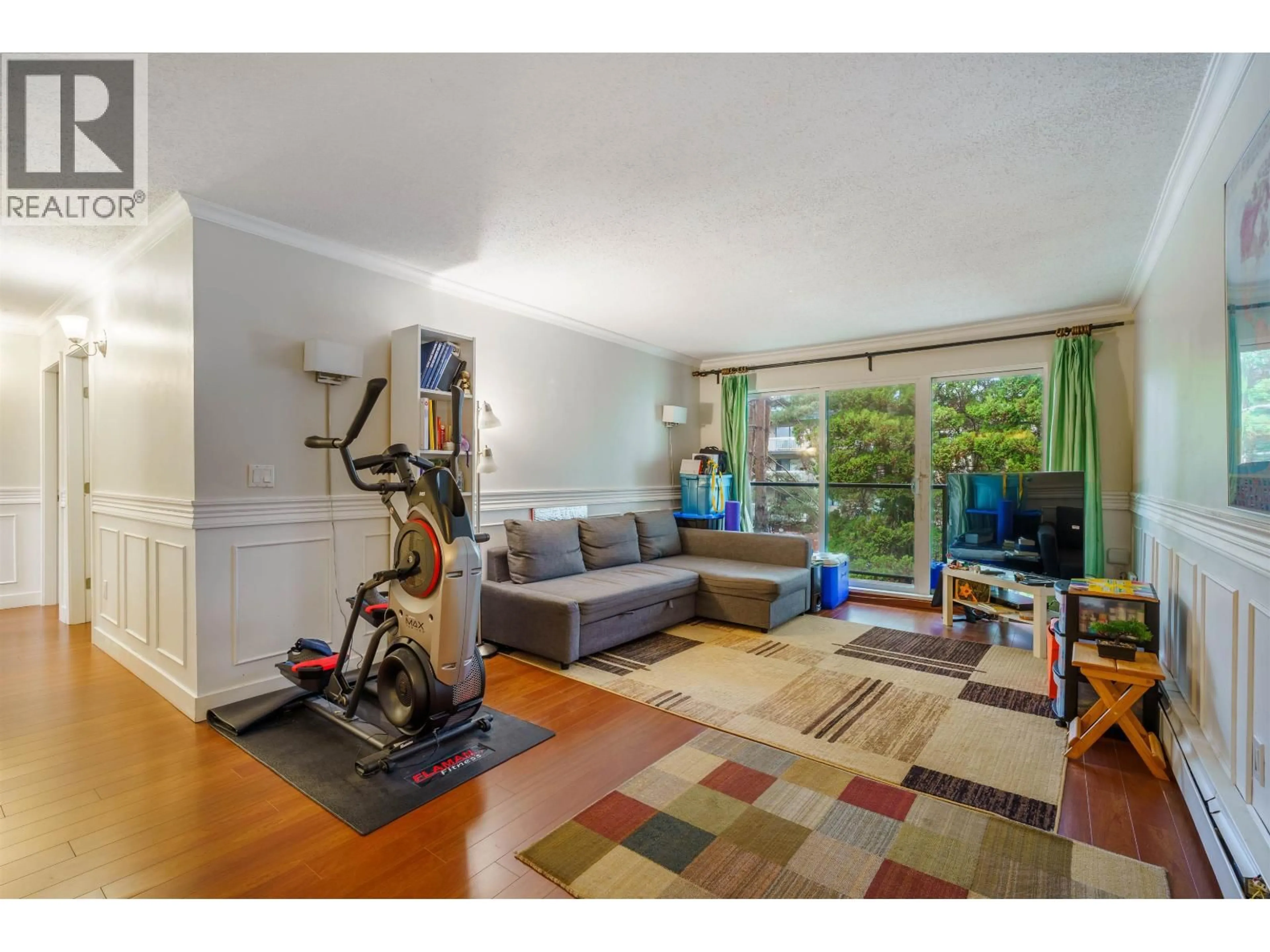 Gym or fitness room for 304 - 327 2ND STREET, North Vancouver British Columbia V7M1E2