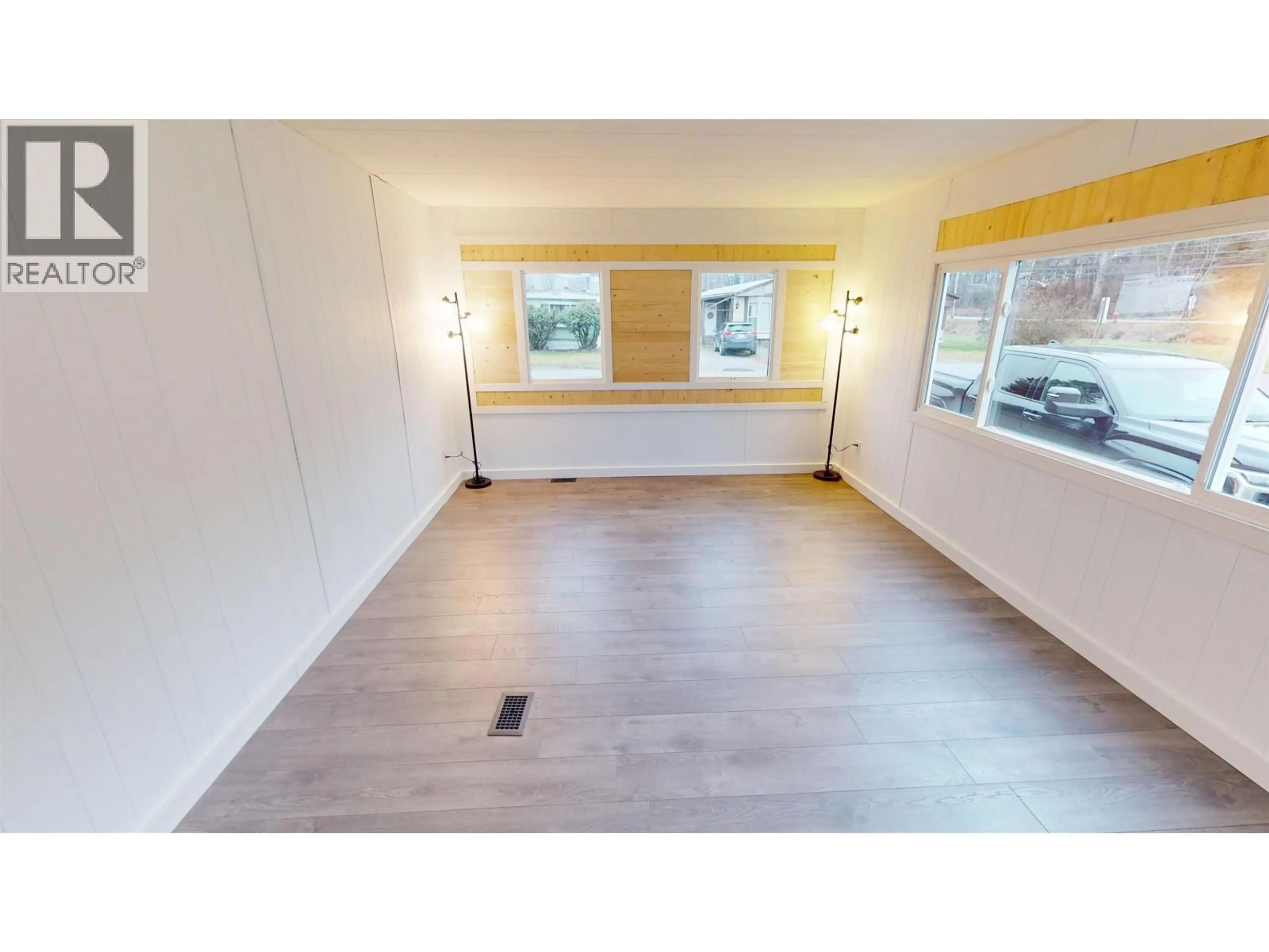 A pic of a room for 3 - 950 ANDERSON DRIVE, Quesnel British Columbia V2J1G5