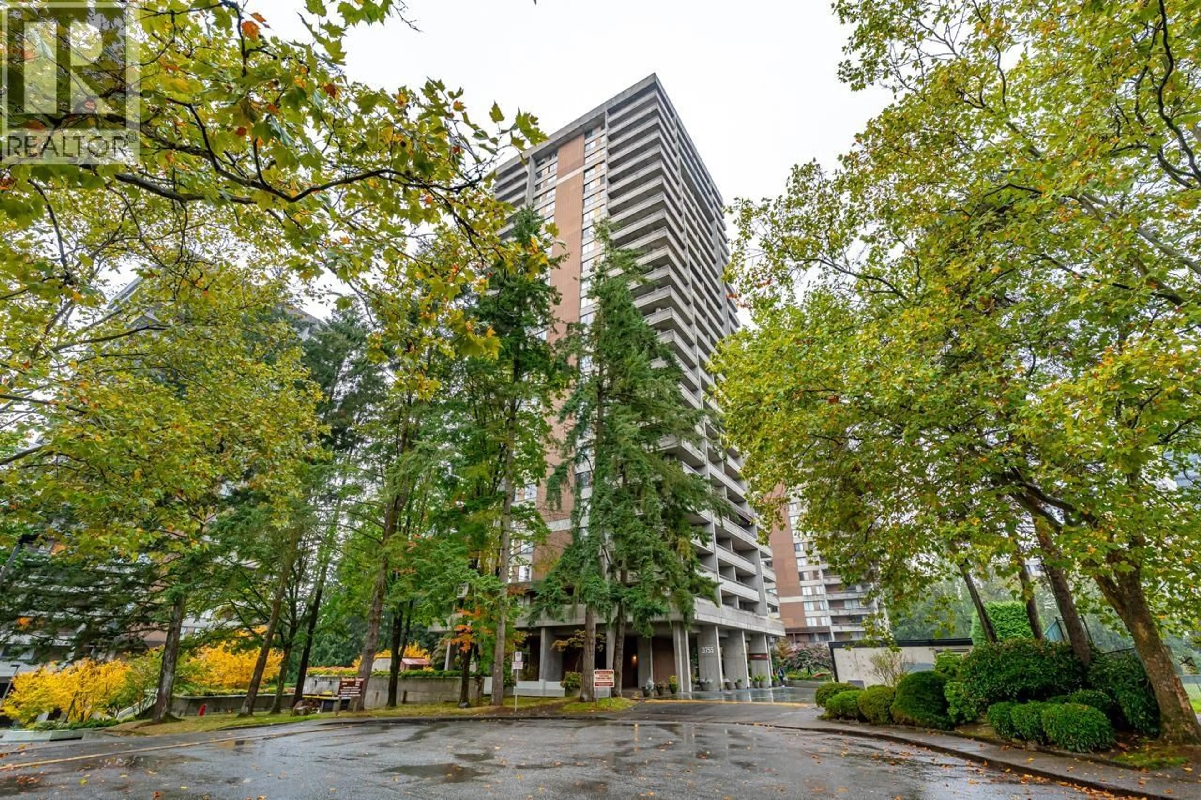 Patio, unknown for 702 - 3755 BARTLETT COURT, Burnaby British Columbia V3J7G7