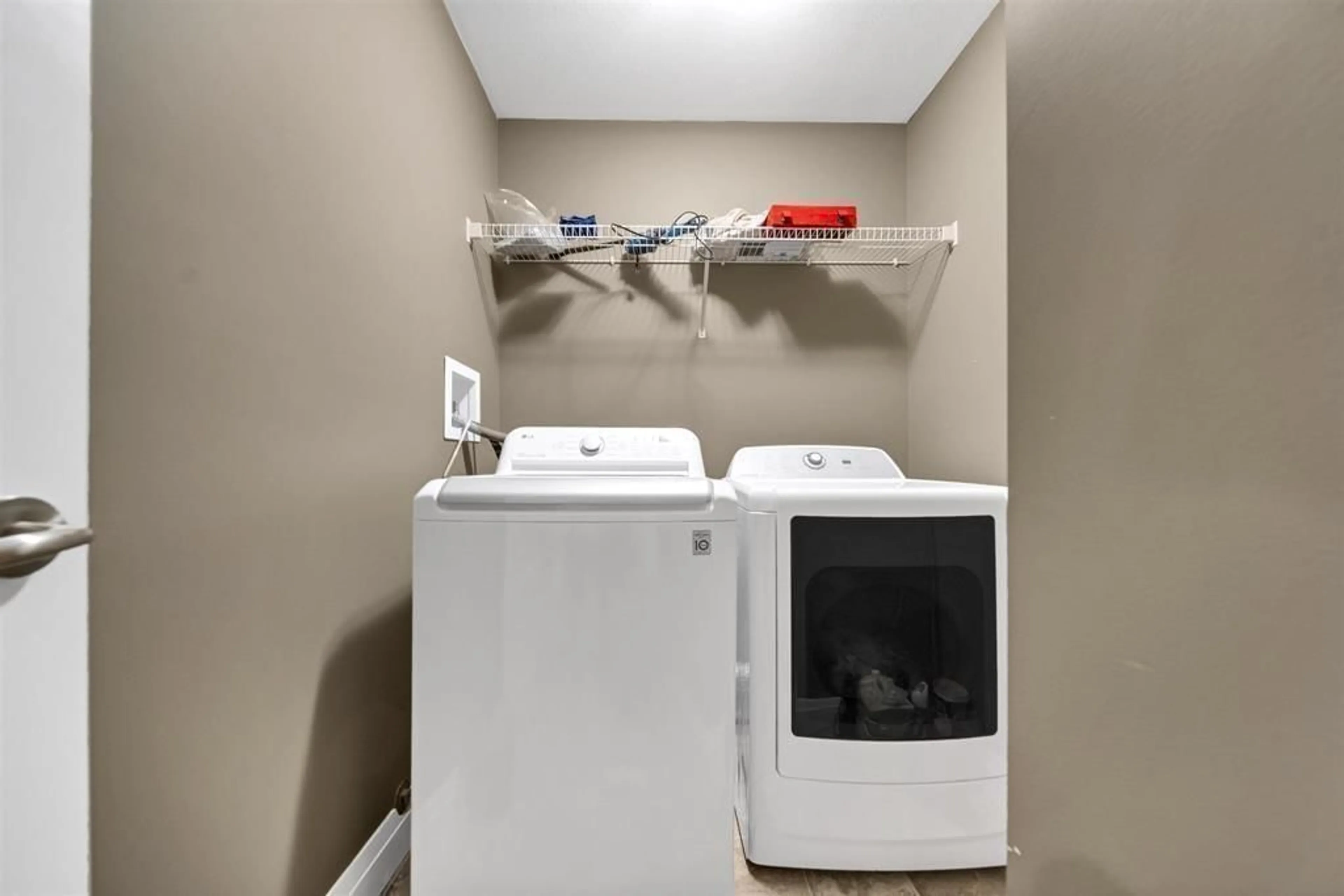 Laundry room for 26 - 6026 LINDEMAN STREET, Chilliwack British Columbia V2R0W1