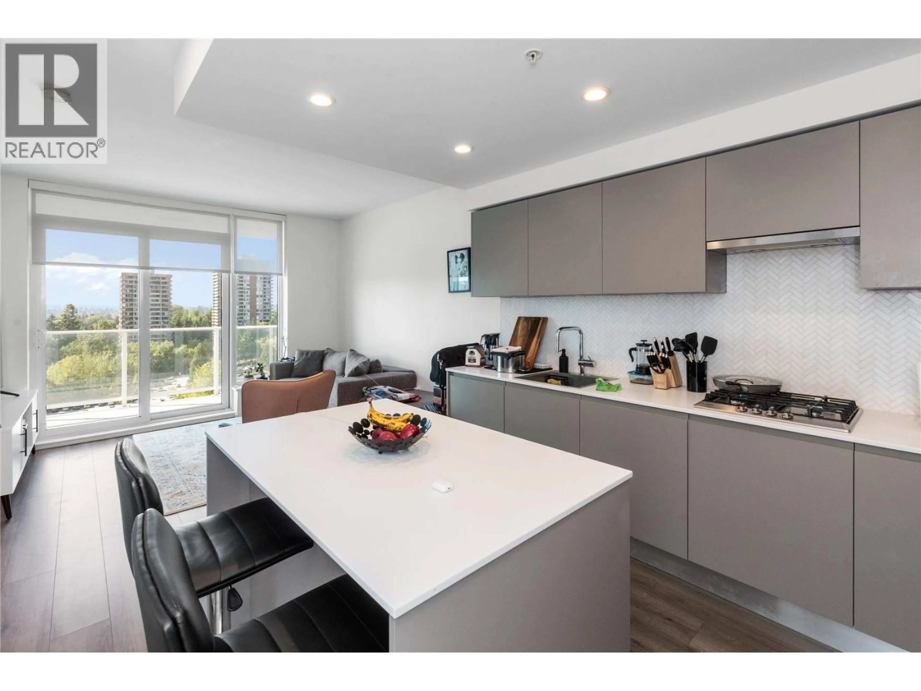 Open concept kitchen, unknown for 609 - 3833 EVERGREEN PLACE, Burnaby British Columbia V3J0M2
