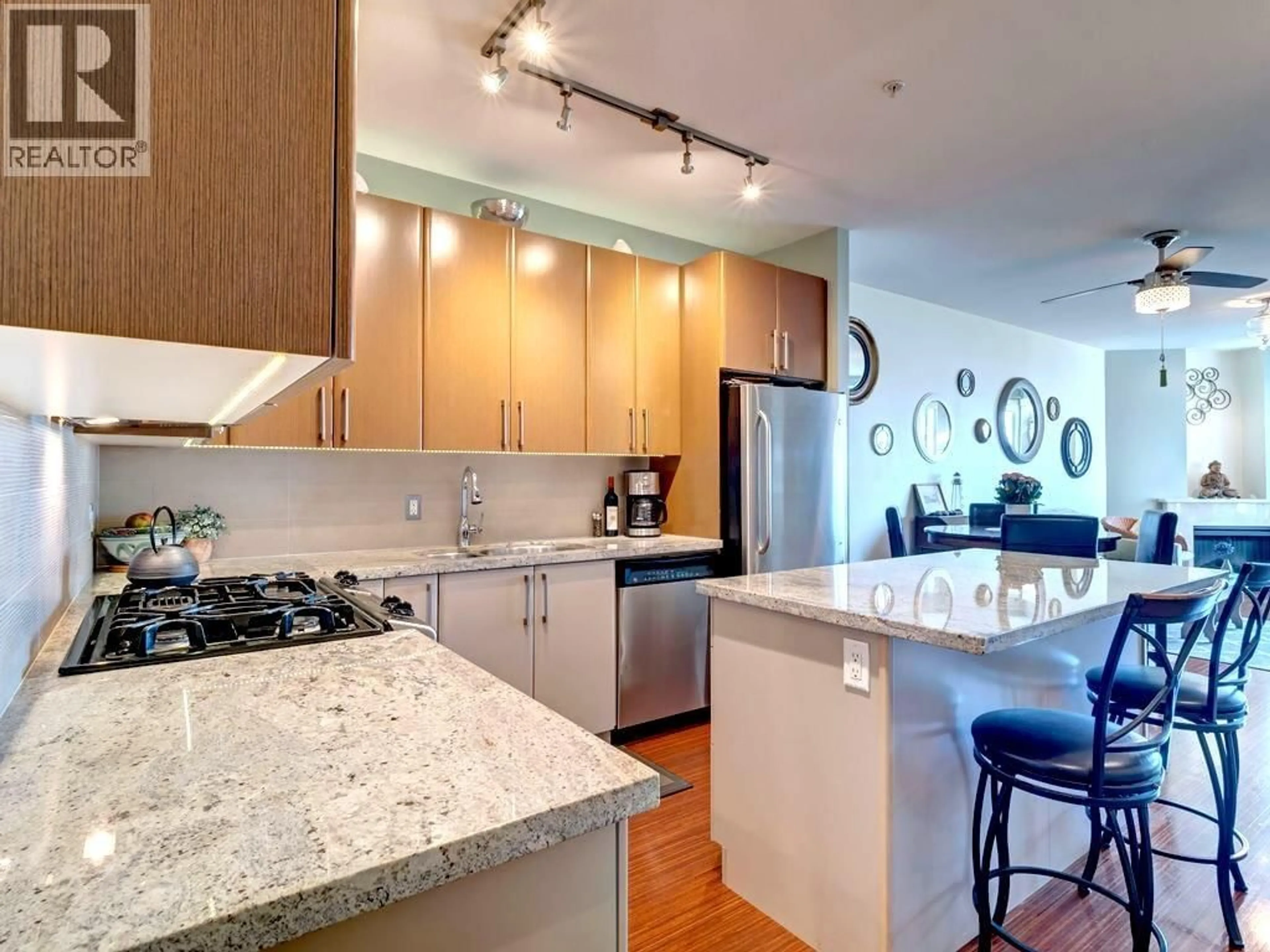 Open concept kitchen, unknown for 105 - 5160 DAVIS BAY ROAD, Sechelt British Columbia V7Z0H3