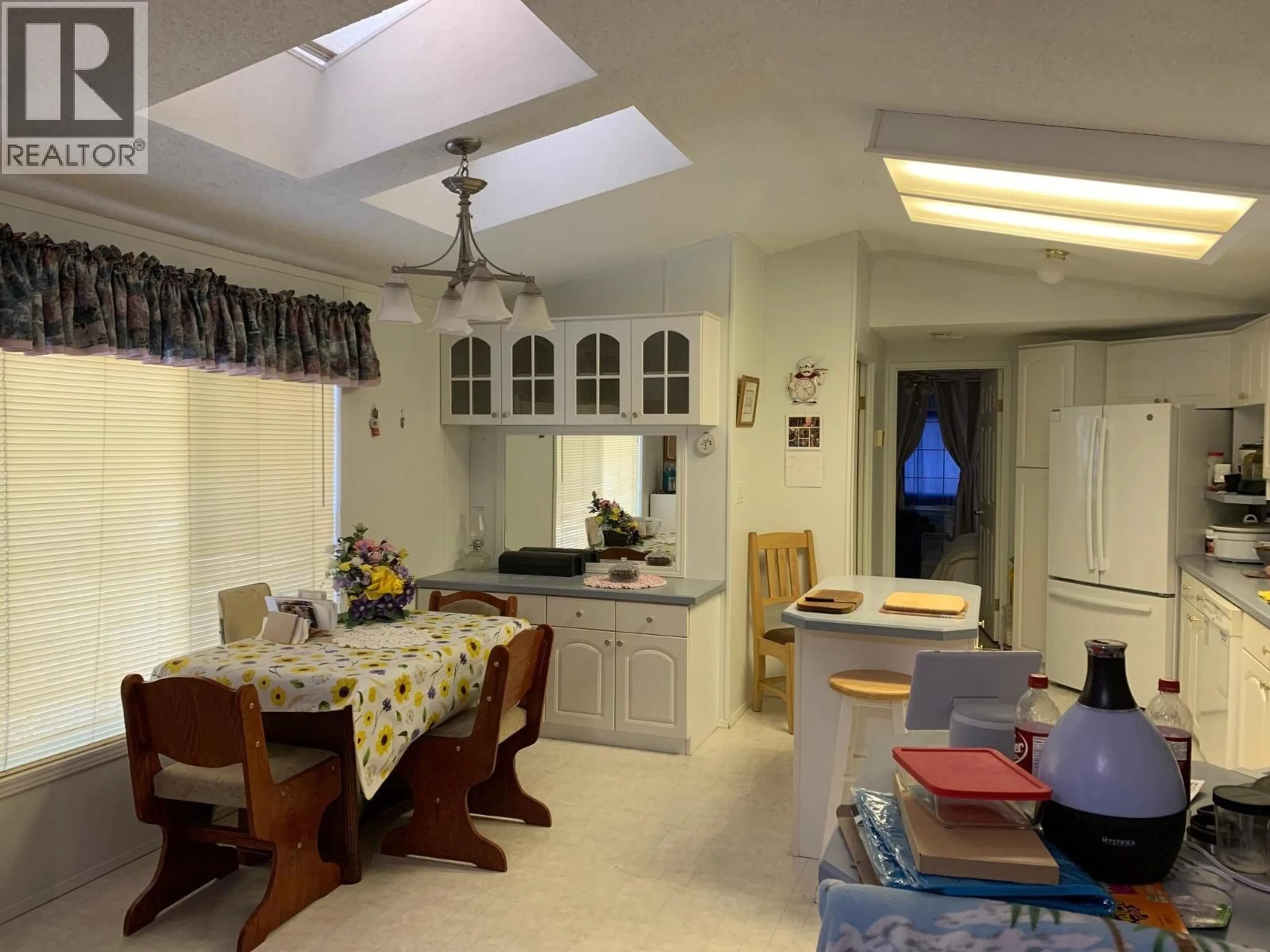 Unknown for 10055 99 STREET, Taylor British Columbia V0C2K0