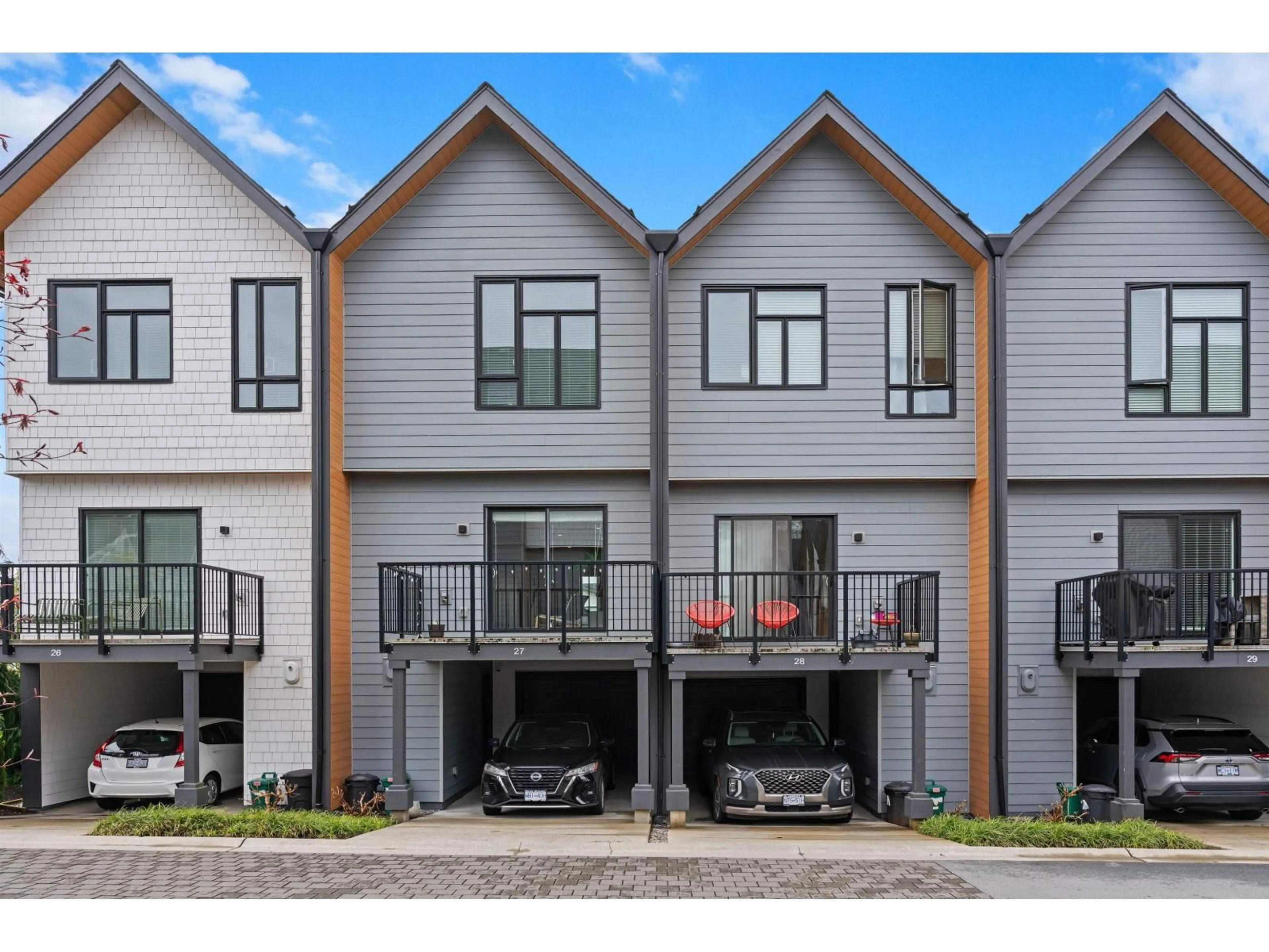 Home with vinyl exterior material, street for 27 - 16685 25, Surrey British Columbia V3Z0Z4