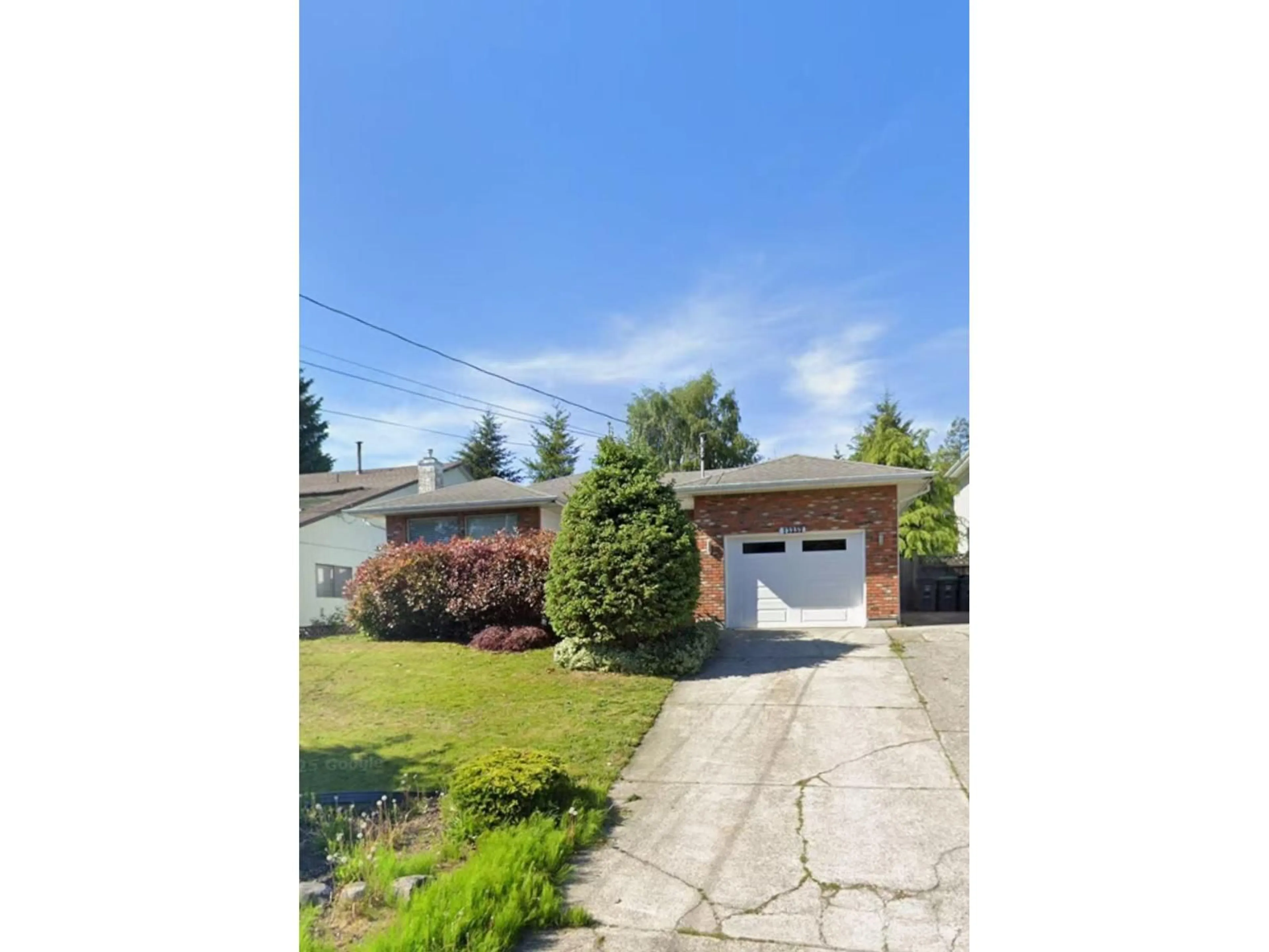 A pic from outside/outdoor area/front of a property/back of a property/a pic from drone, street for 13257 14A AVENUE, Surrey British Columbia V4A1J2