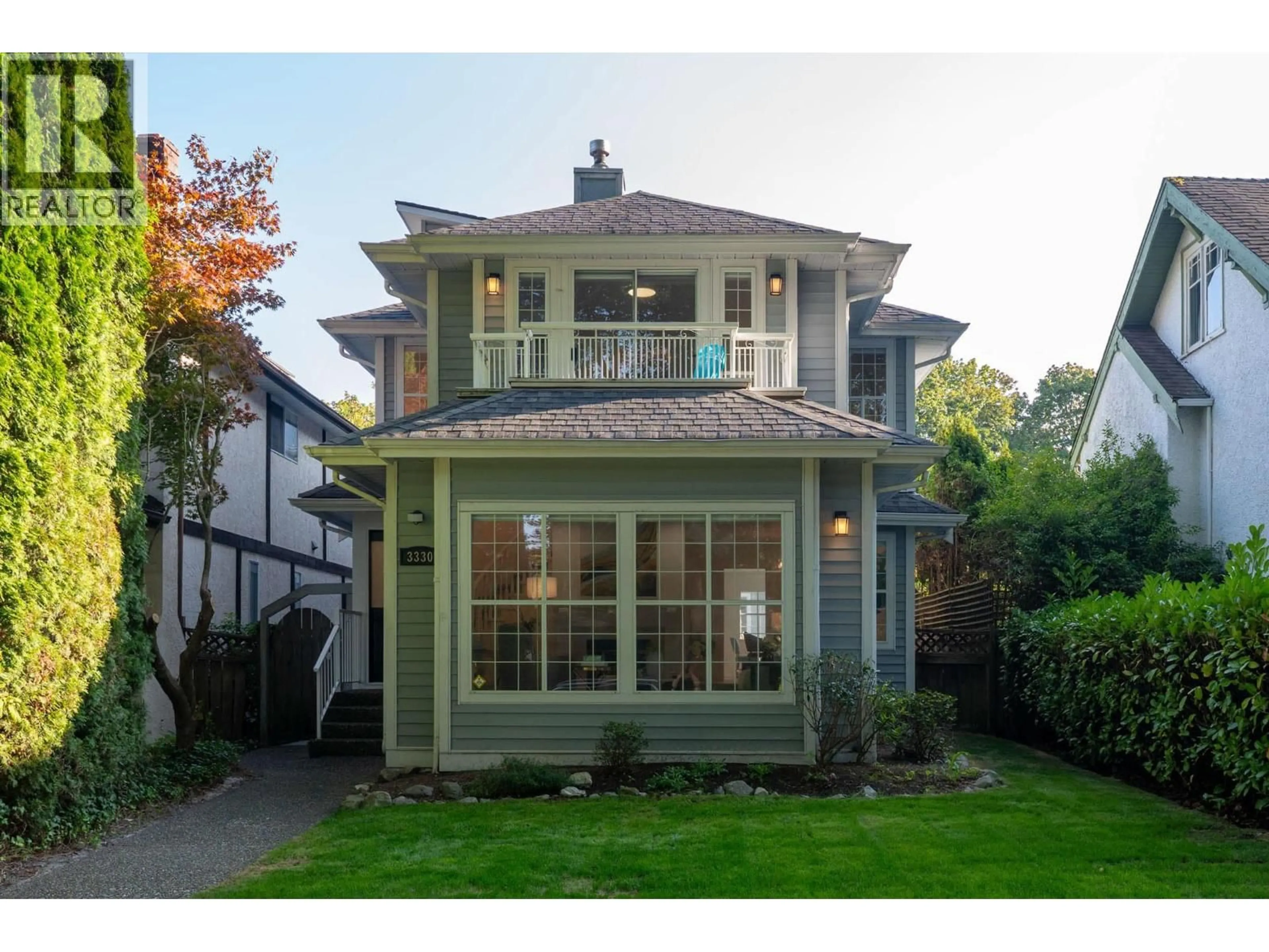 Home with vinyl exterior material, street for 3330 21ST AVENUE, Vancouver British Columbia V6S1G7