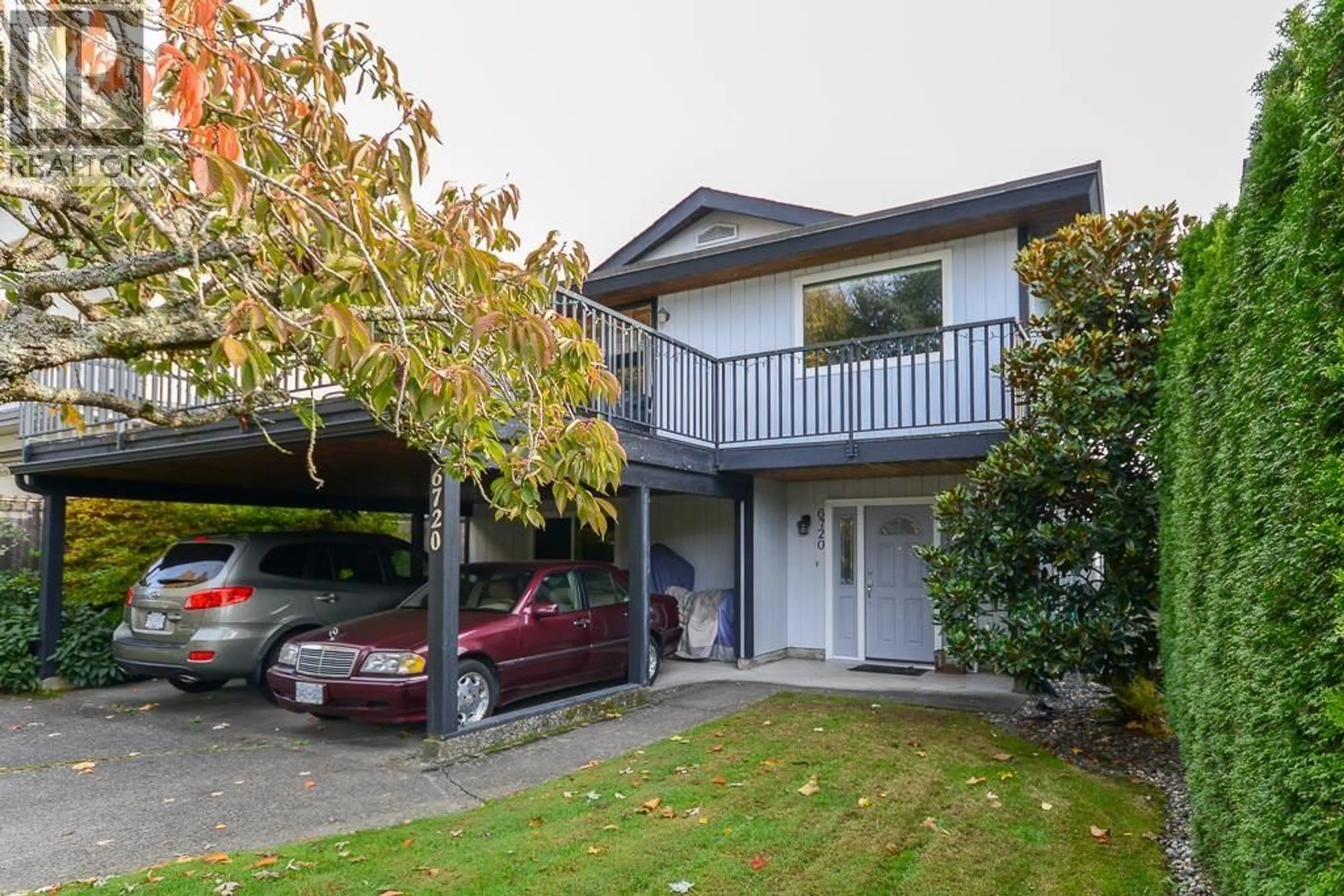 A pic from outside/outdoor area/front of a property/back of a property/a pic from drone, street for 6720 GOLDSMITH DRIVE, Richmond British Columbia V7E4G5