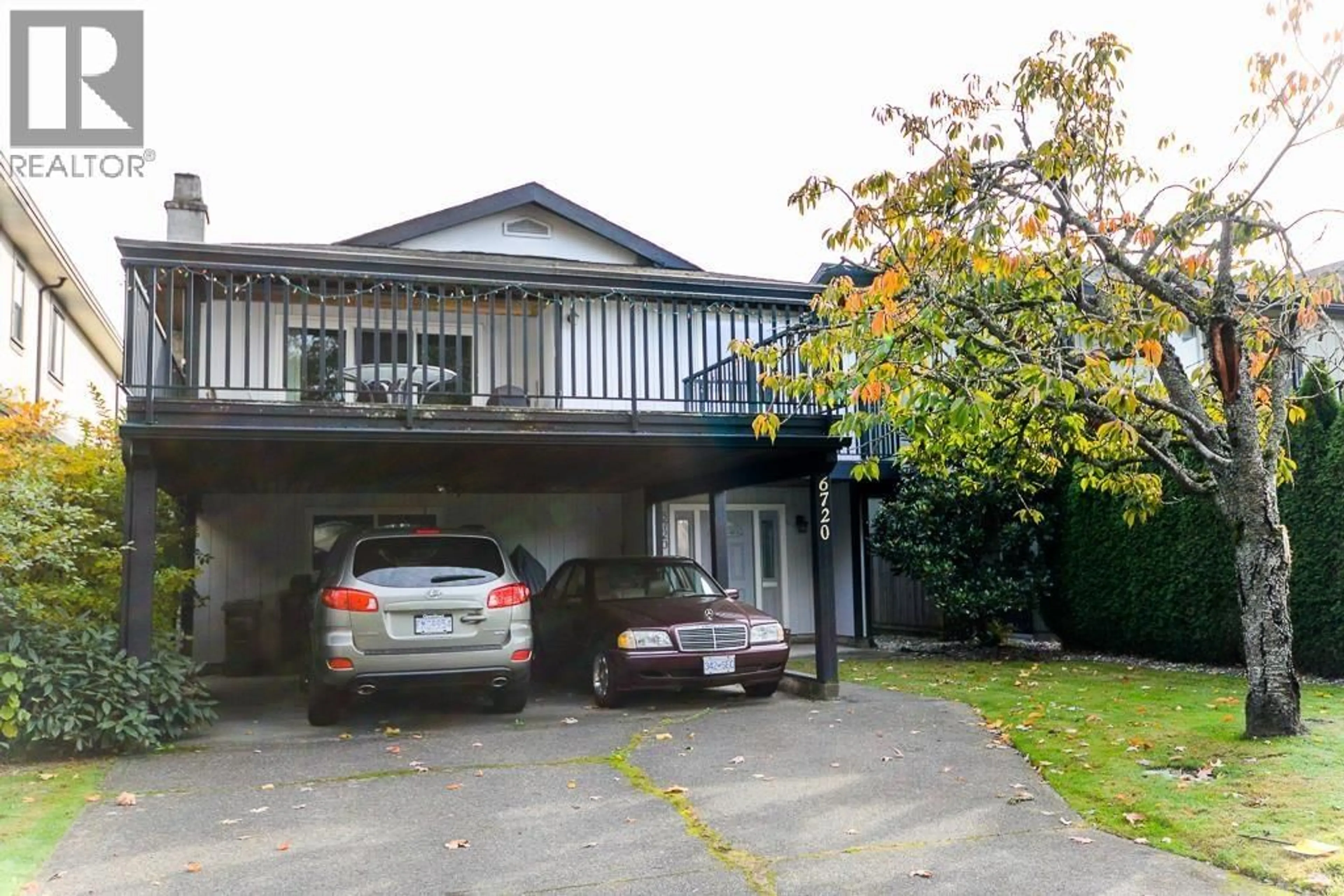 A pic from outside/outdoor area/front of a property/back of a property/a pic from drone, street for 6720 GOLDSMITH DRIVE, Richmond British Columbia V7E4G5
