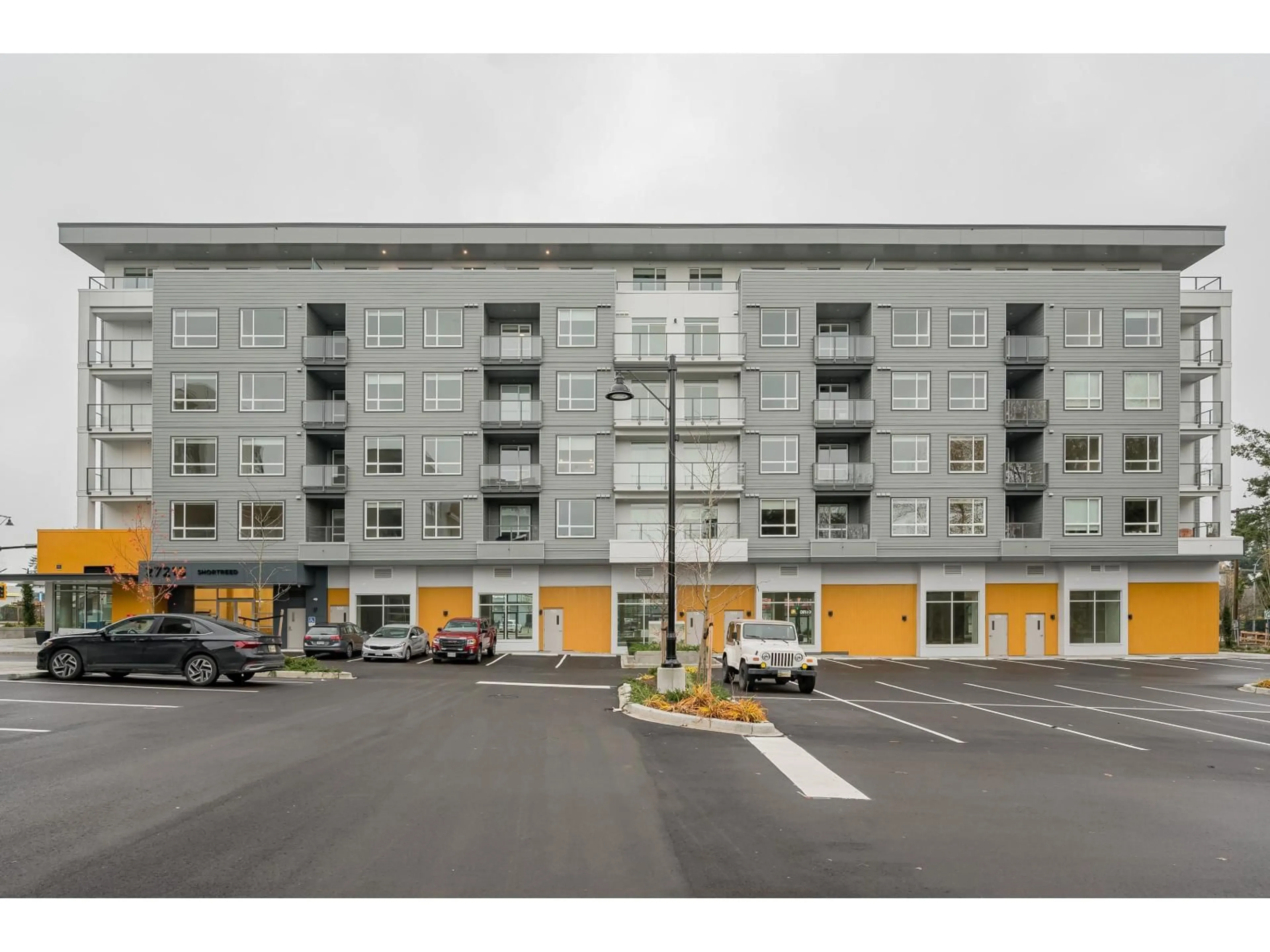 Unknown for 213 - 27215 ALDERGROVE TOWN CENTER, Langley British Columbia V4W0E3