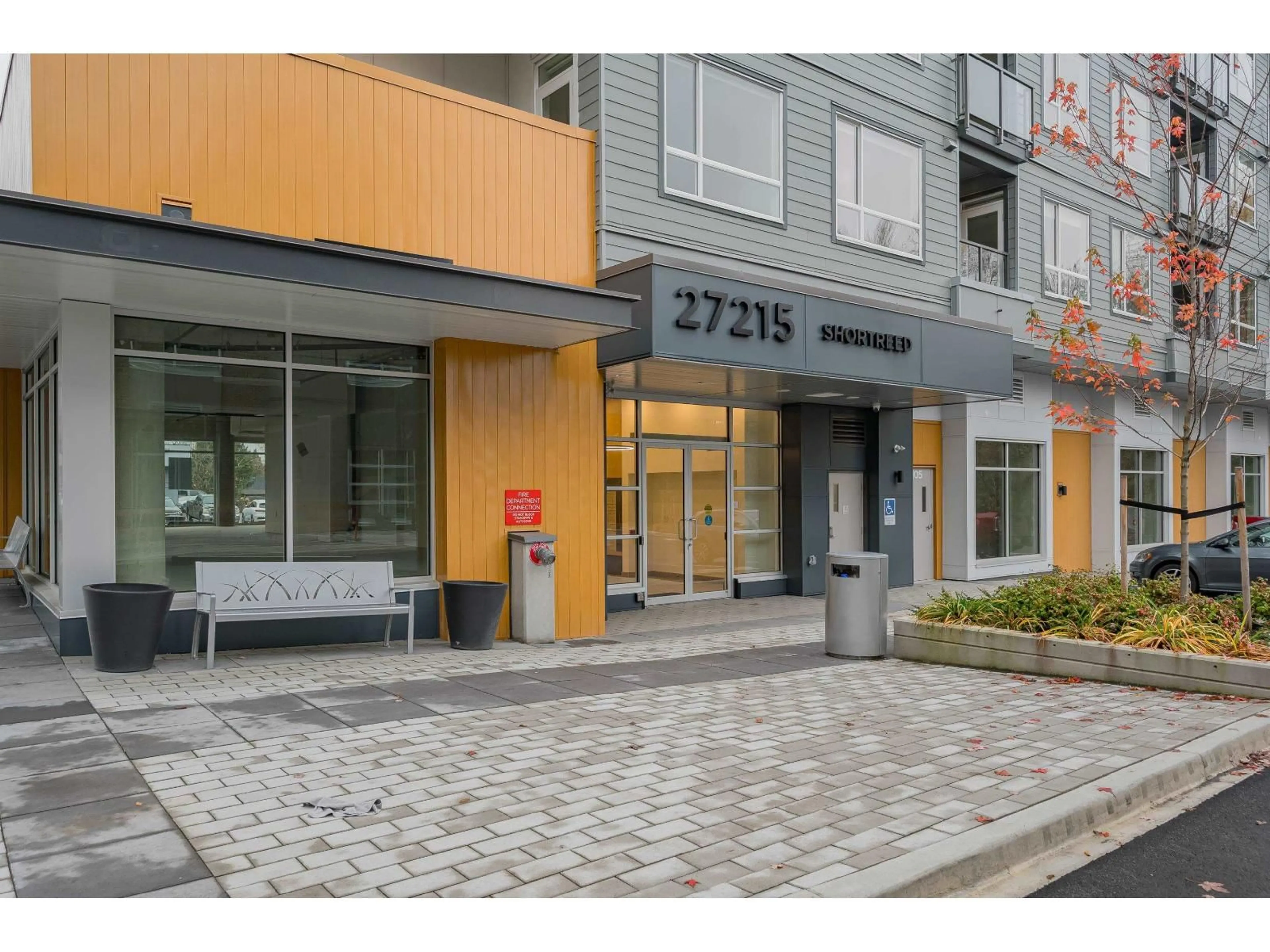 Unknown for 213 - 27215 ALDERGROVE TOWN CENTER, Langley British Columbia V4W0E3