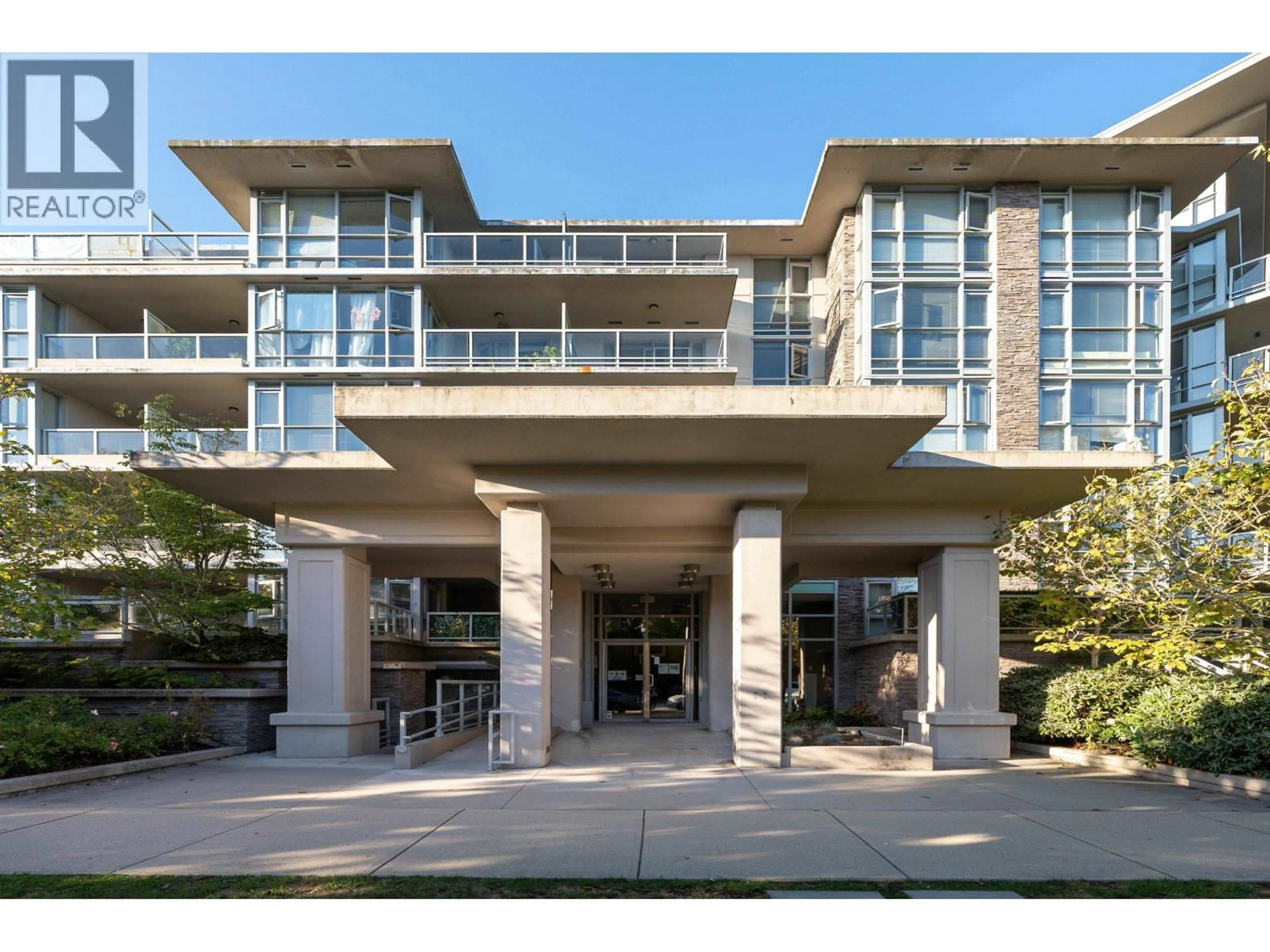 Indoor foyer for 317 - 9737 HEMLOCK DRIVE, Richmond British Columbia V6Y0A9