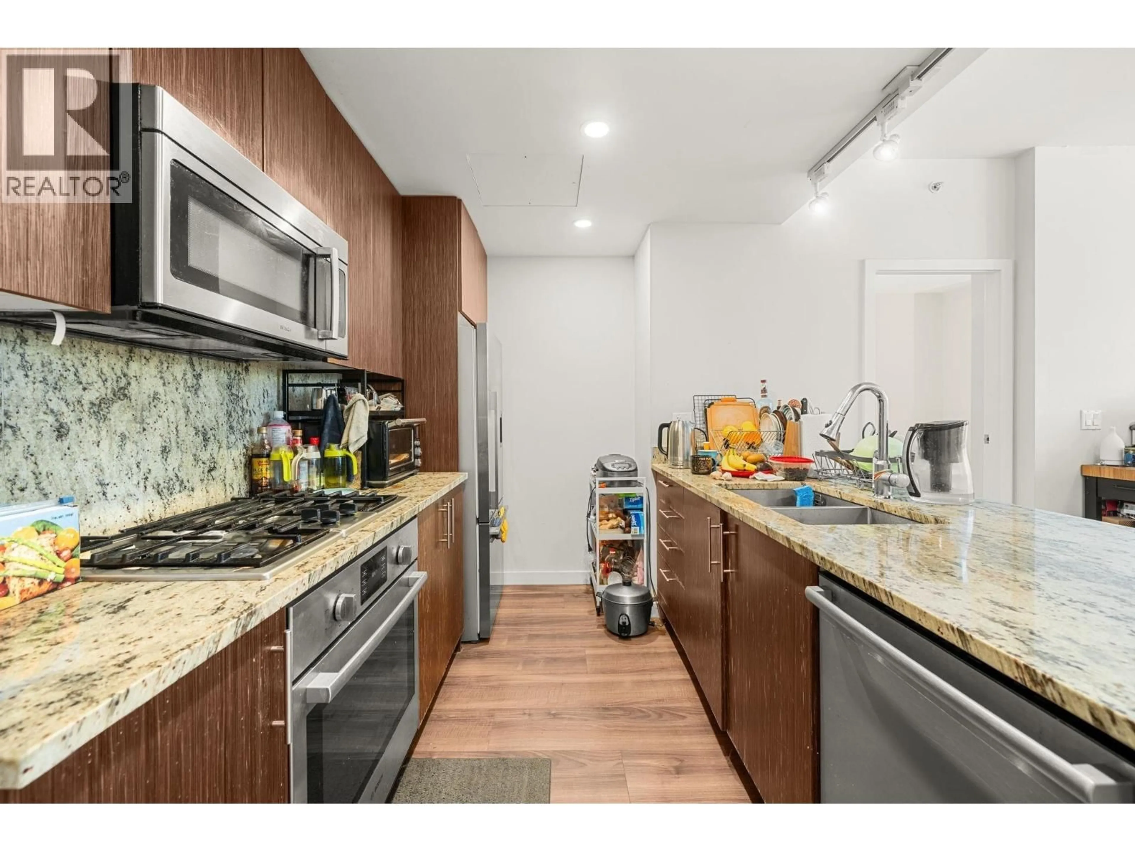 Unknown for 502 - 3333 SEXSMITH ROAD, Richmond British Columbia V6X0R7