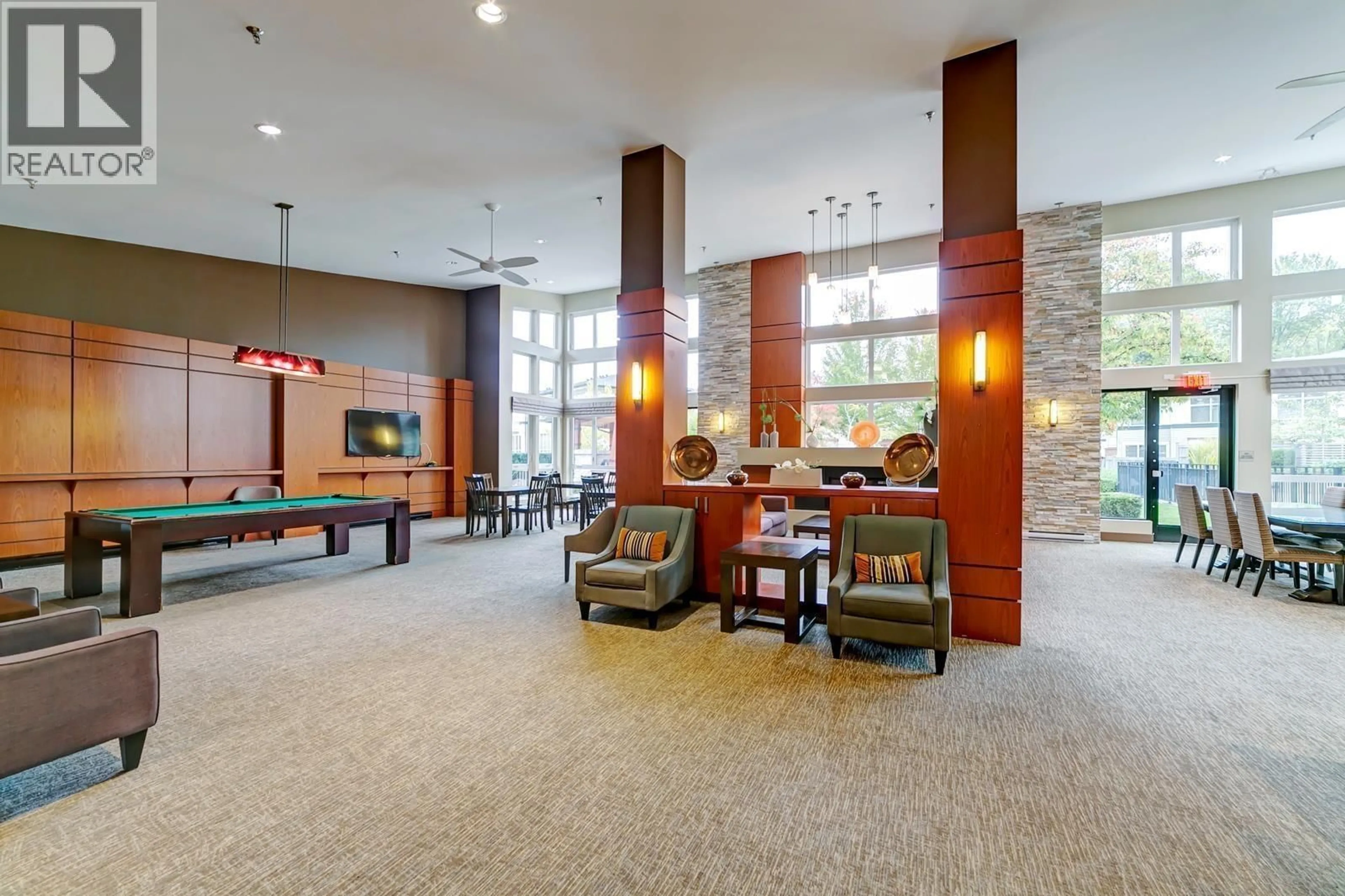 Lobby for 112 - 3097 LINCOLN AVENUE, Coquitlam British Columbia V3B0E3