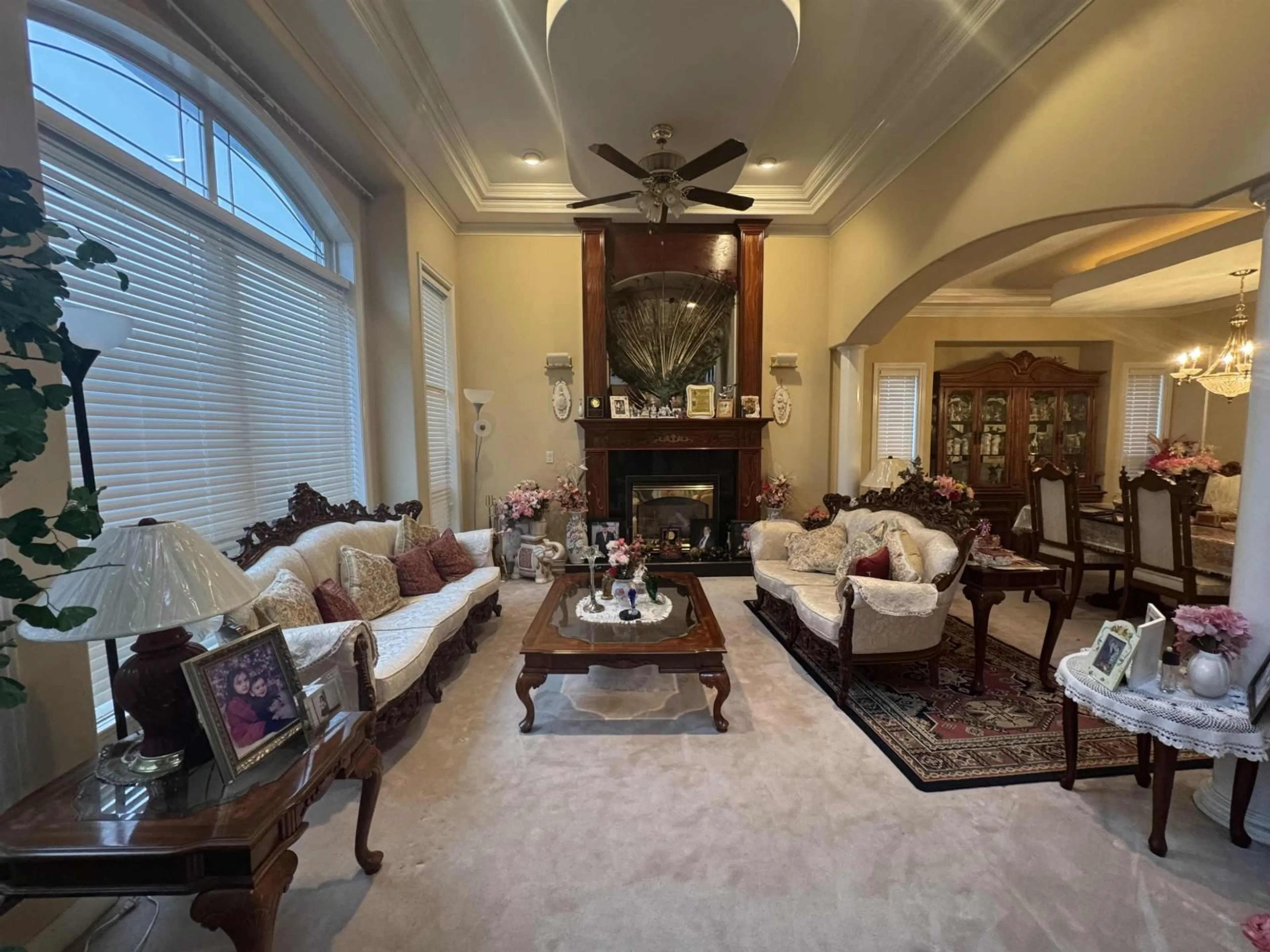 Living room with furniture, unknown for 12655 67B AVENUE, Surrey British Columbia V3W1G2