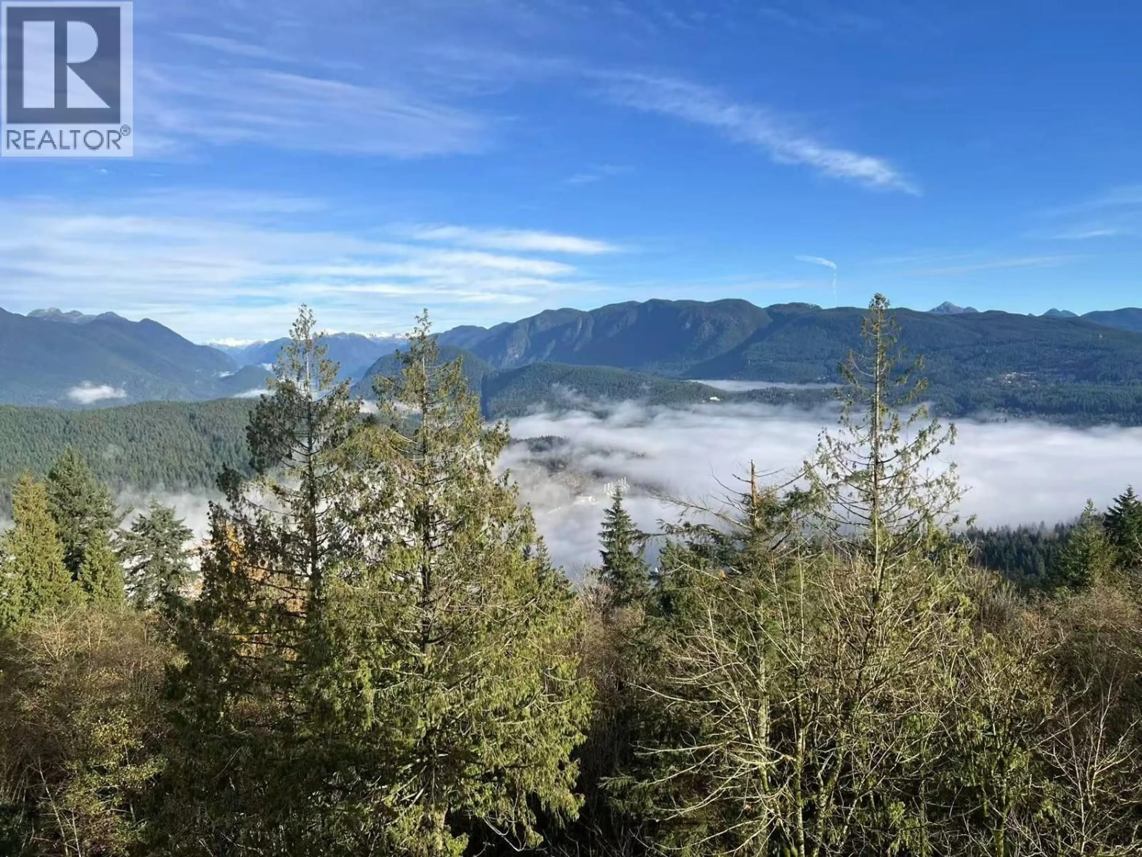 Blurry image for 901 - 9222 UNIVERSITY CRESCENT, Burnaby British Columbia V5A0A6