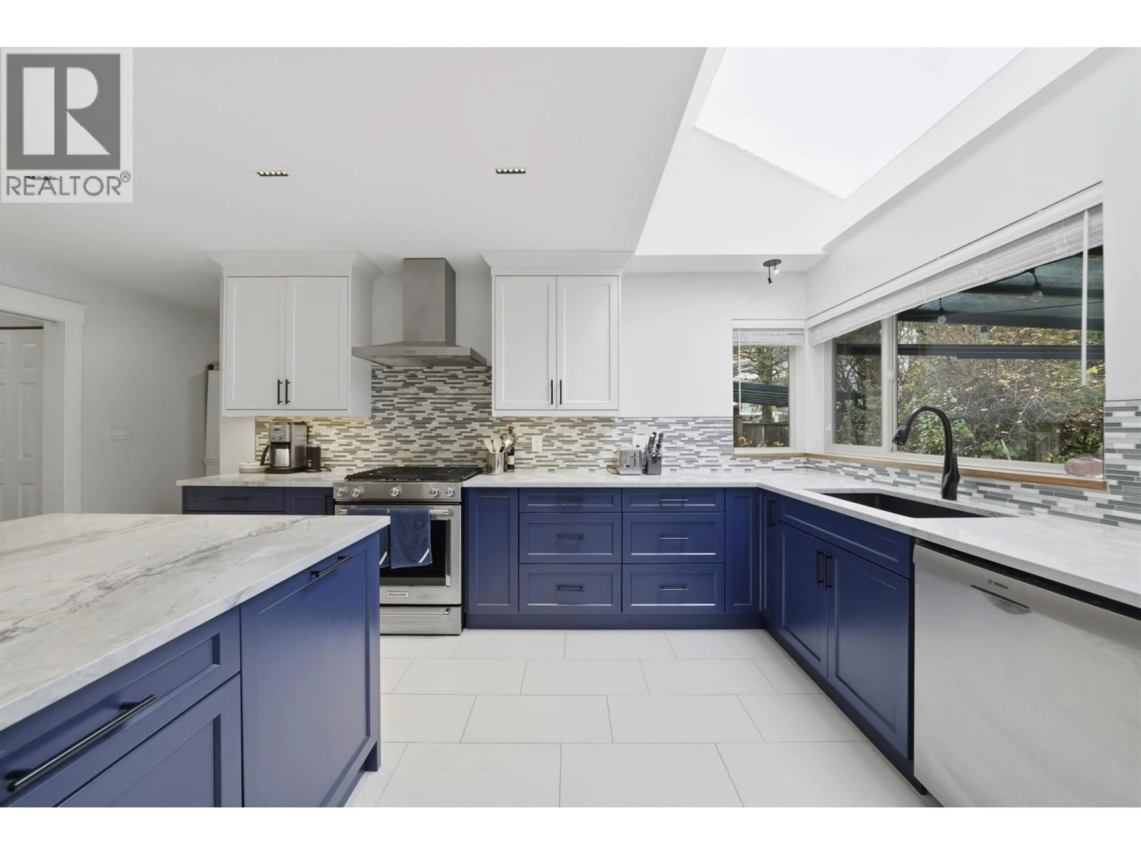 Contemporary kitchen, ceramic/tile floor for 2509 ASHURST AVENUE, Coquitlam British Columbia V3K5T5