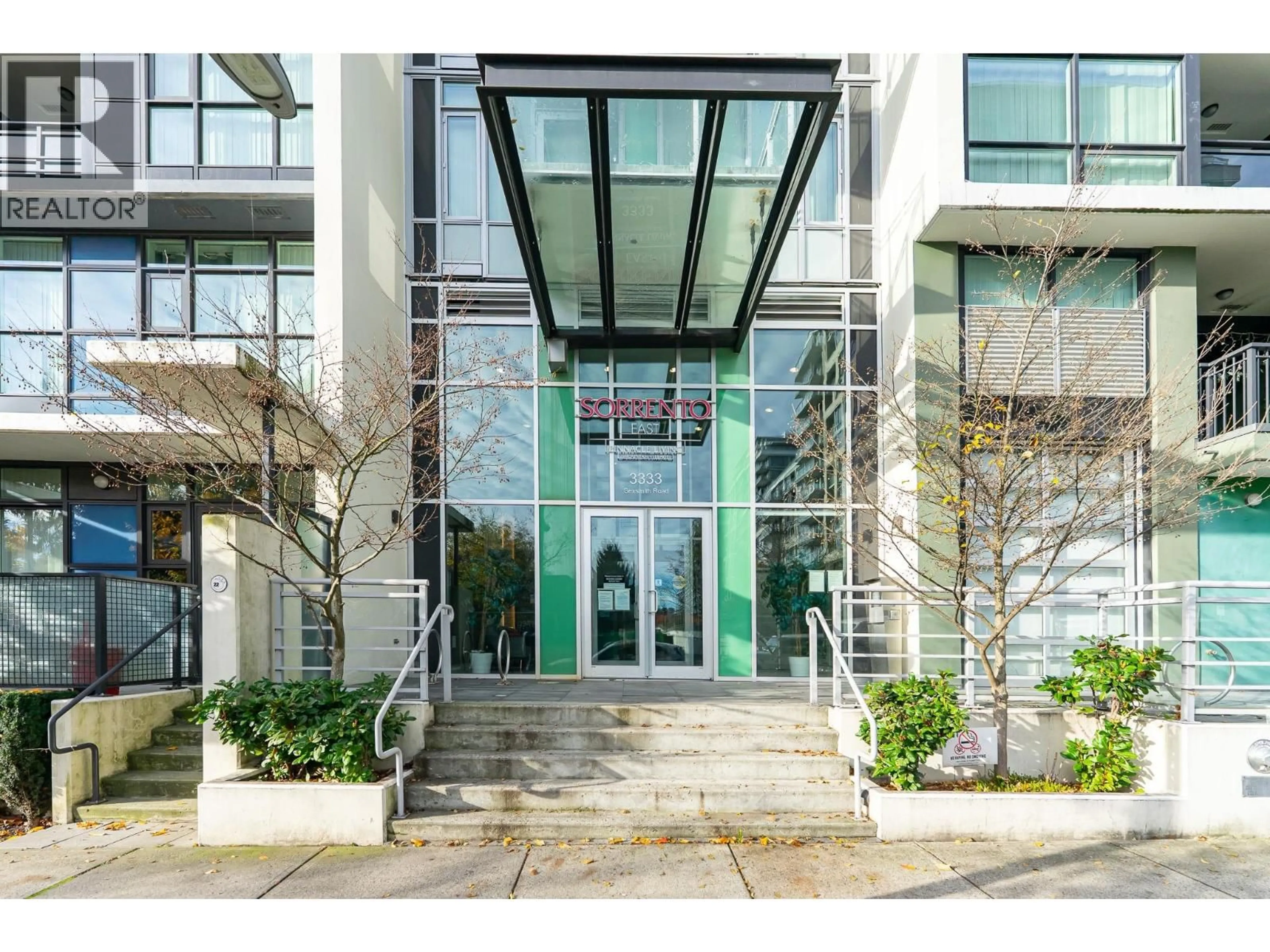 Indoor foyer for 1704 - 3333 SEXSMITH ROAD, Richmond British Columbia V6X0R7