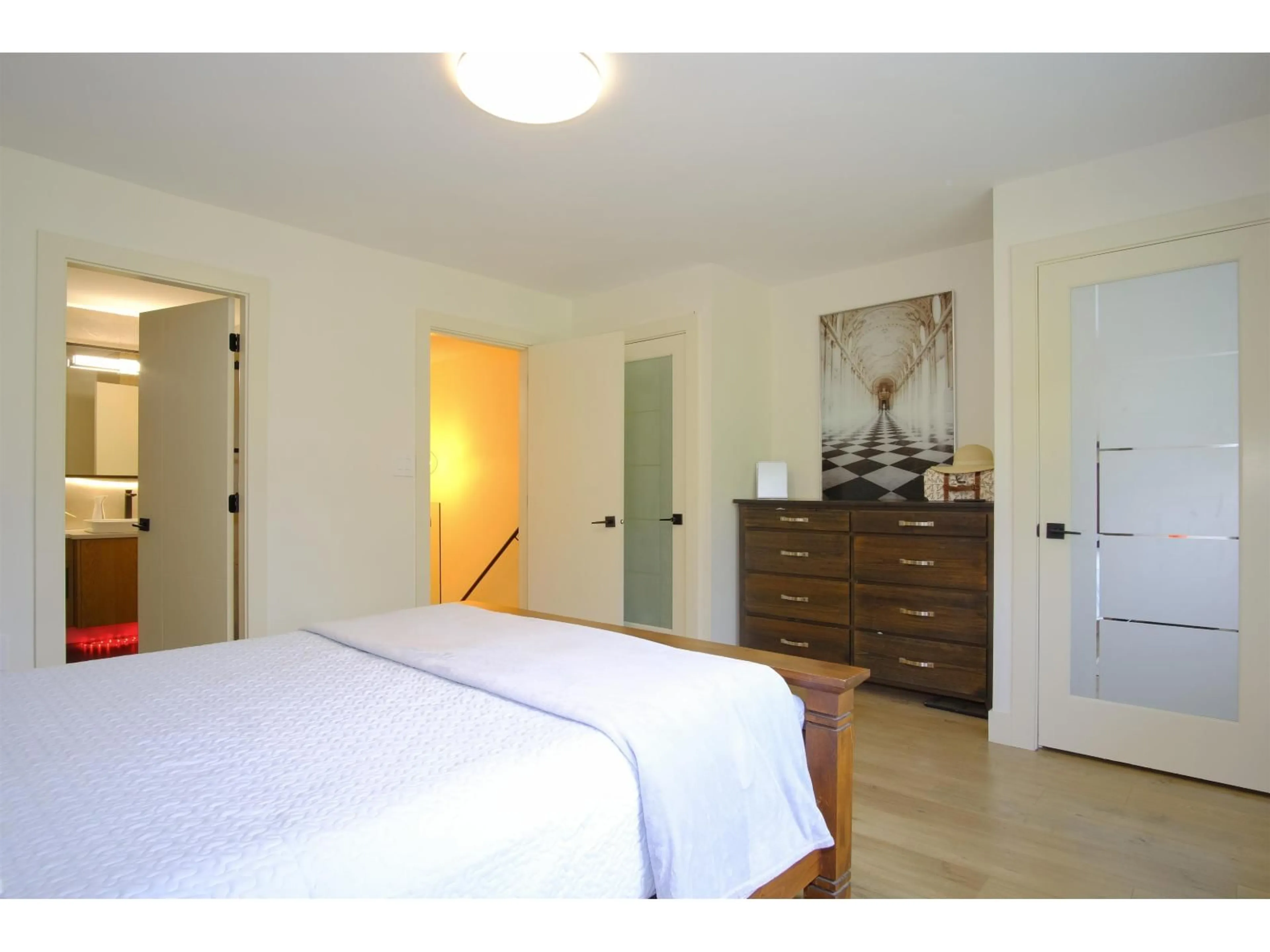 A pic of a room for 10 - 10736 GUILDFORD DRIVE, Surrey British Columbia V3R1W6