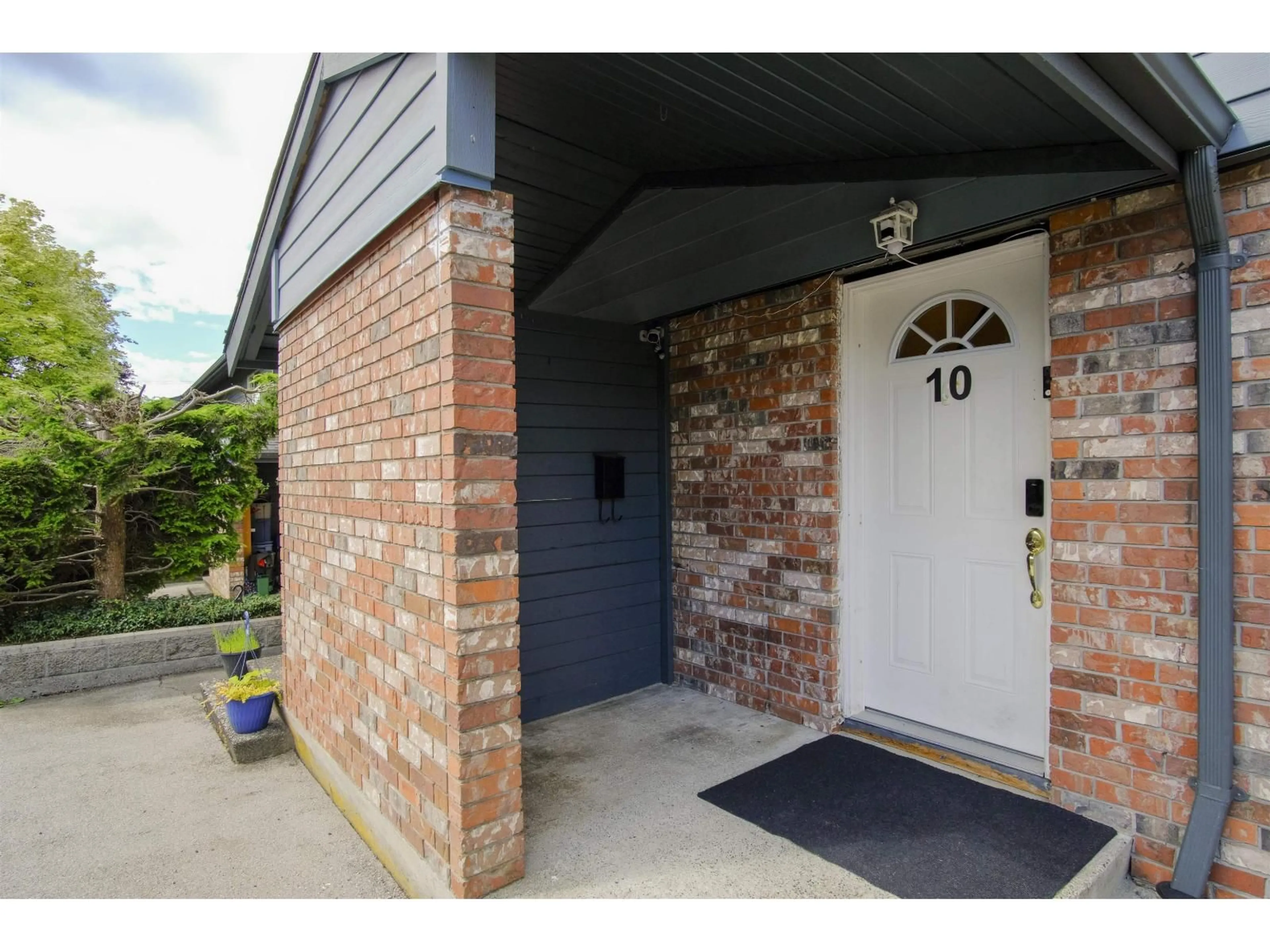 Unknown for 10 - 10736 GUILDFORD DRIVE, Surrey British Columbia V3R1W6