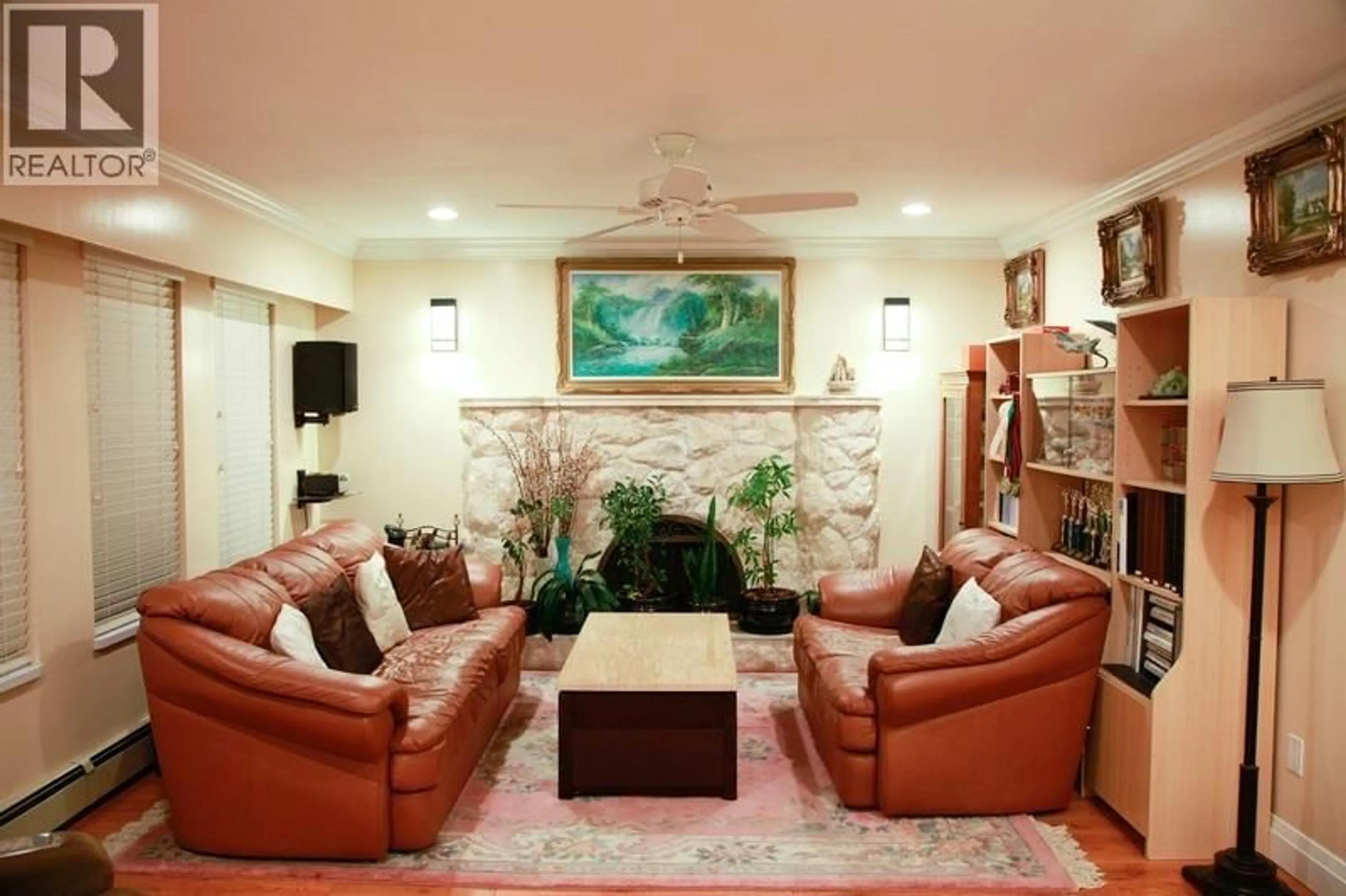 Living room with furniture, unknown for 2038 40TH AVENUE, Vancouver British Columbia V5P1J3