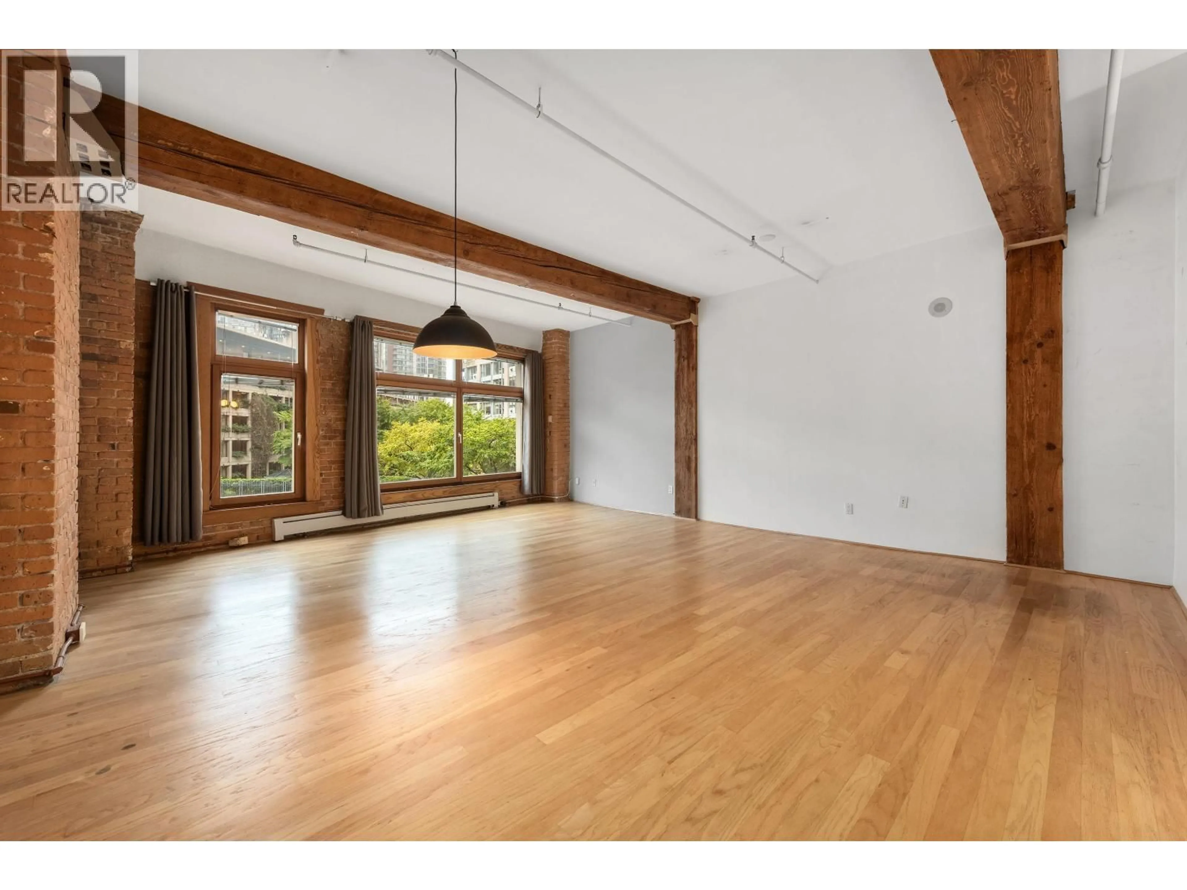 Unknown for 518 BEATTY STREET, Vancouver British Columbia V6B6G8