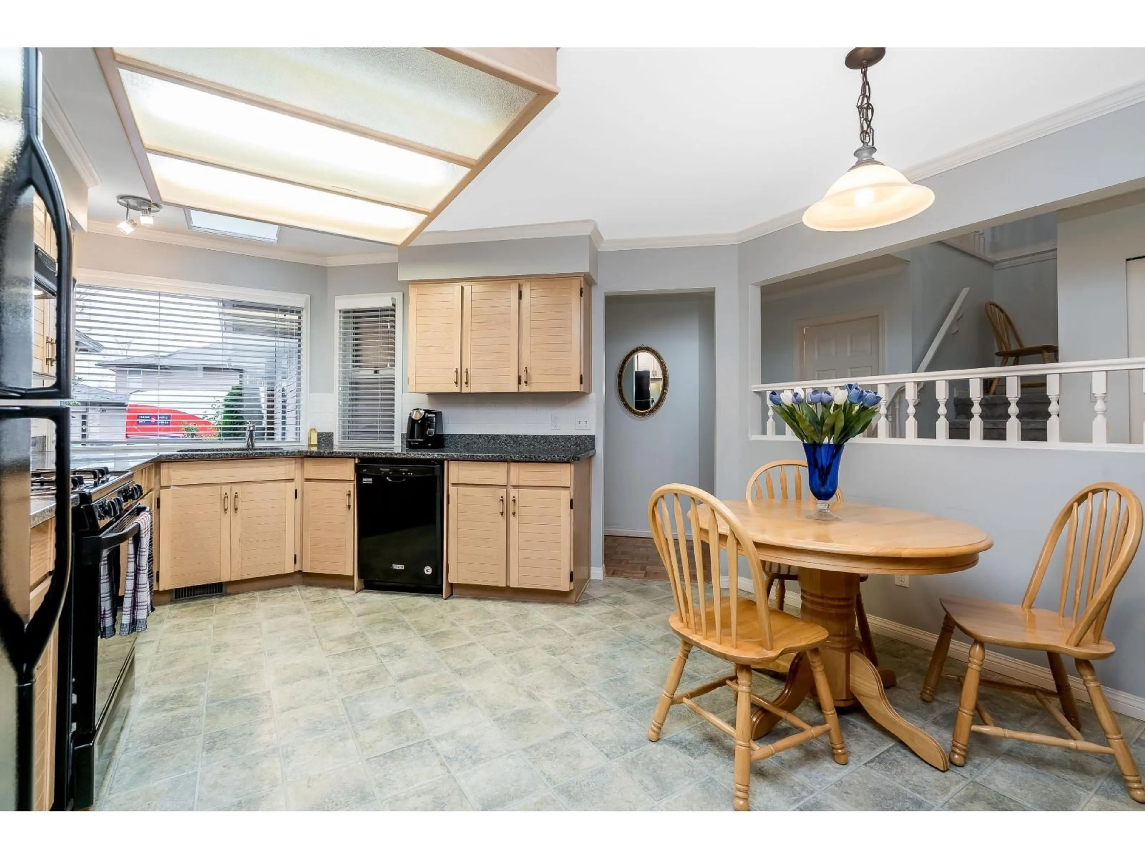 Unknown for 102 - 6094 BOUNDARY WEST, Surrey British Columbia V3X2B3