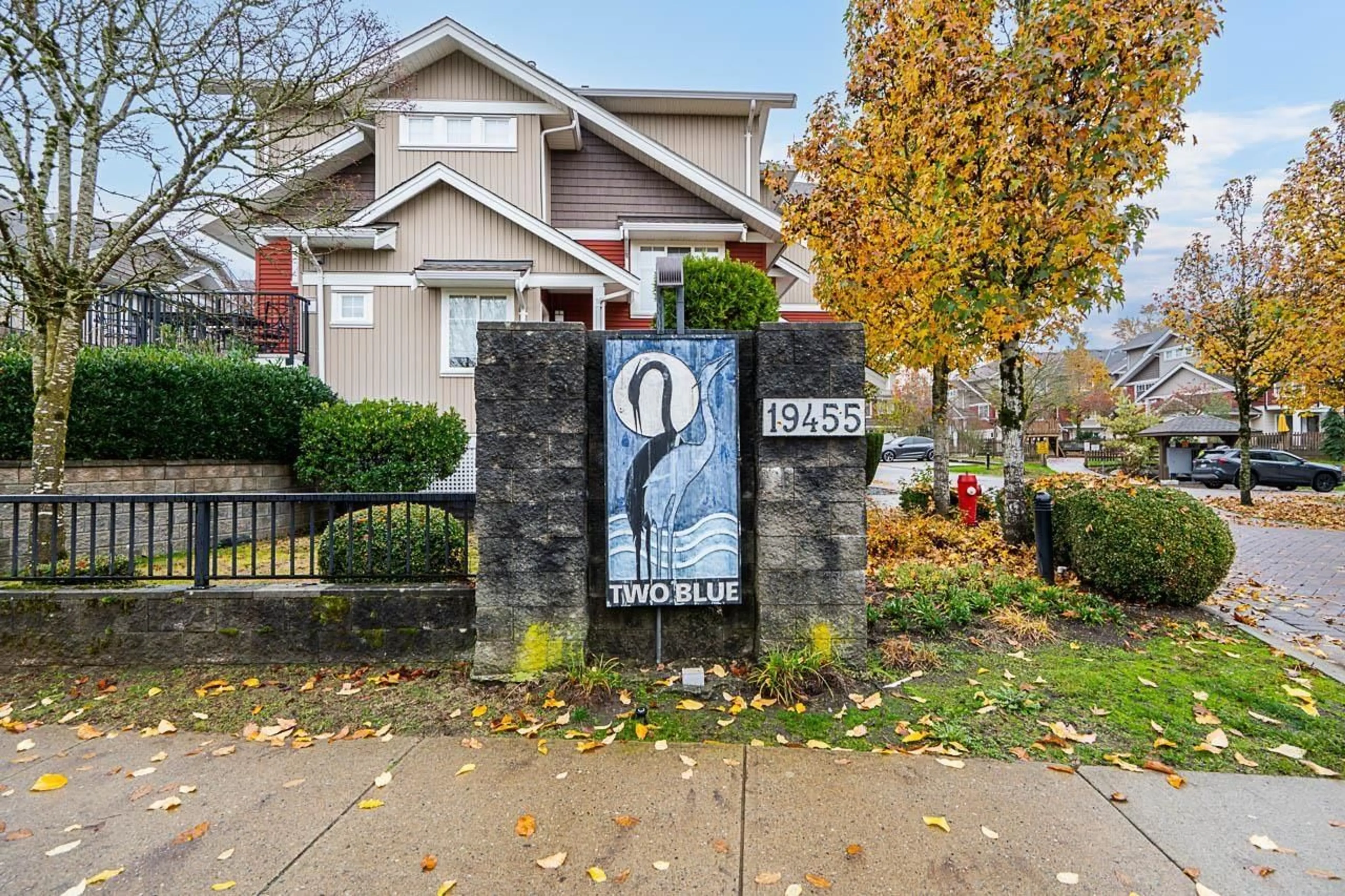 Unknown for 8 - 19455 65, Surrey British Columbia V4N0Z1