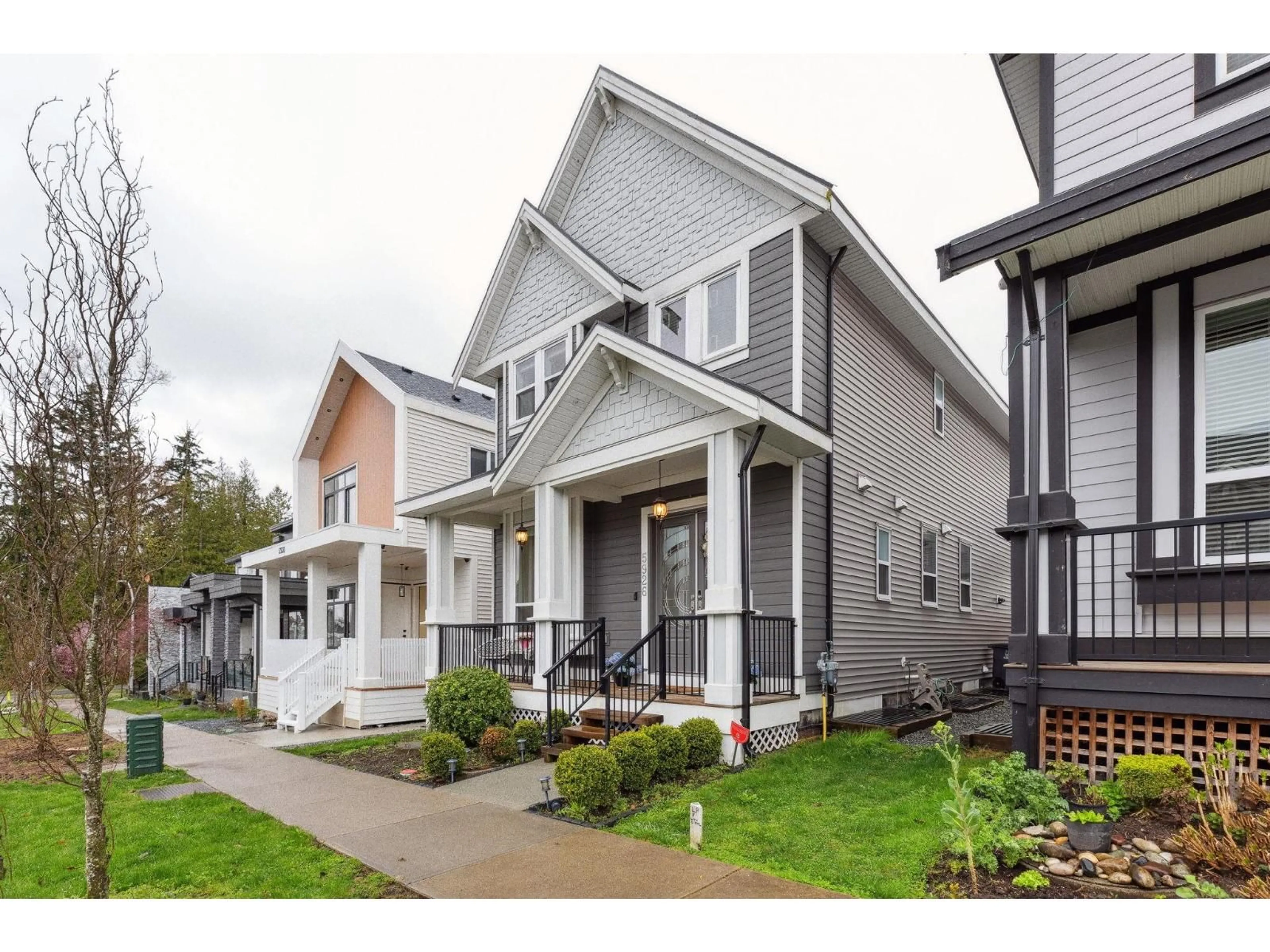 Home with vinyl exterior material, street for 5926 139A STREET, Surrey British Columbia V3X0G6