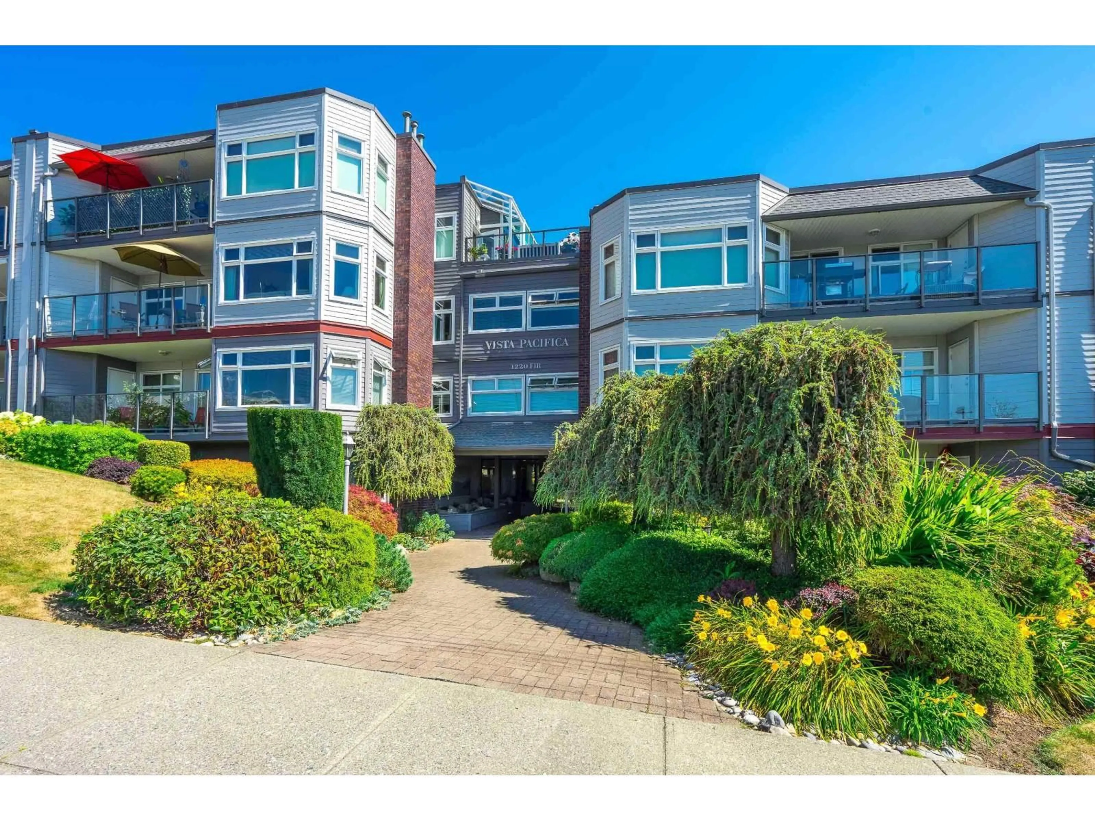 Unknown for 505 - 1220 FIR, White Rock British Columbia V4B4B1