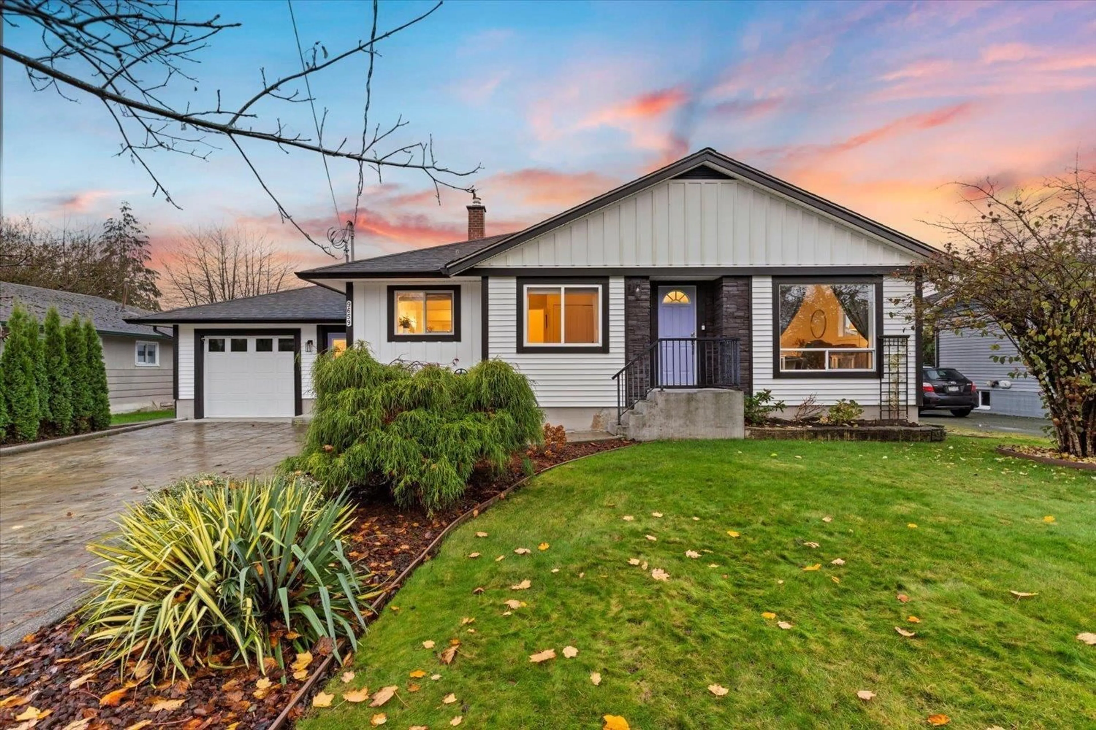Home with vinyl exterior material, street for 9659 WINDSOR STREET, Chilliwack British Columbia V2P6C3