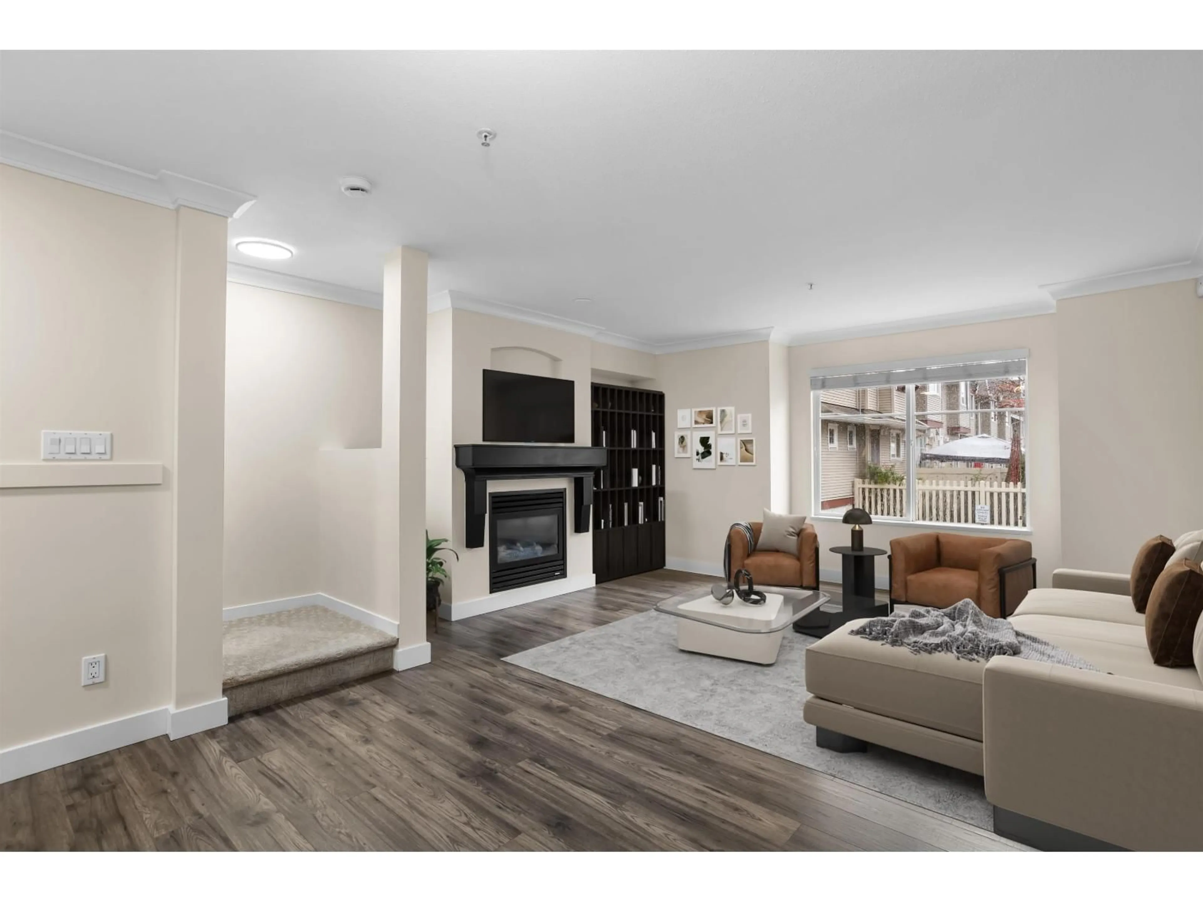 Living room with furniture, unknown for 67 - 6651 203, Langley British Columbia V2Y2Z2