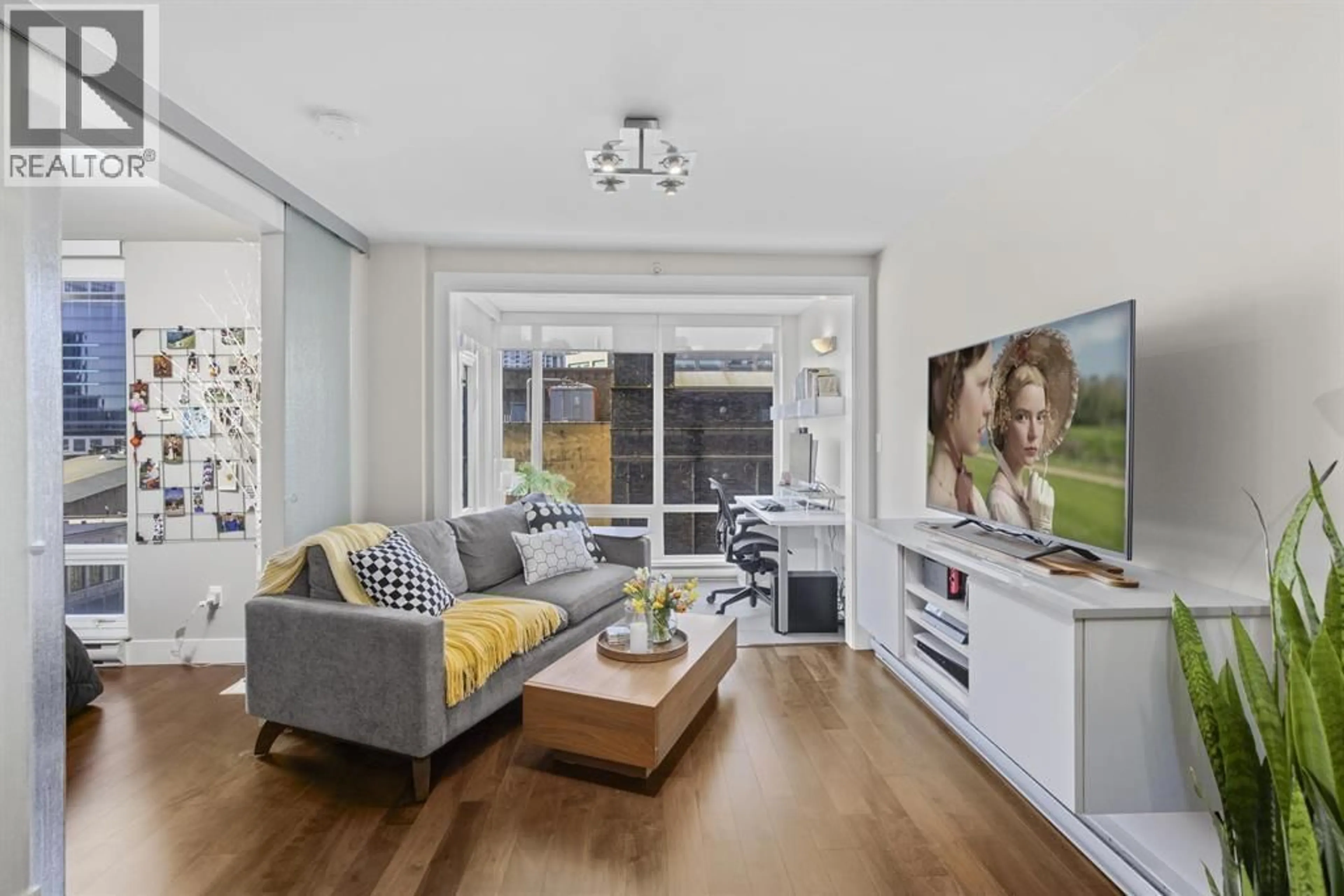 Living room with furniture, unknown for 705 - 565 SMITHE STREET, Vancouver British Columbia V6B0E4