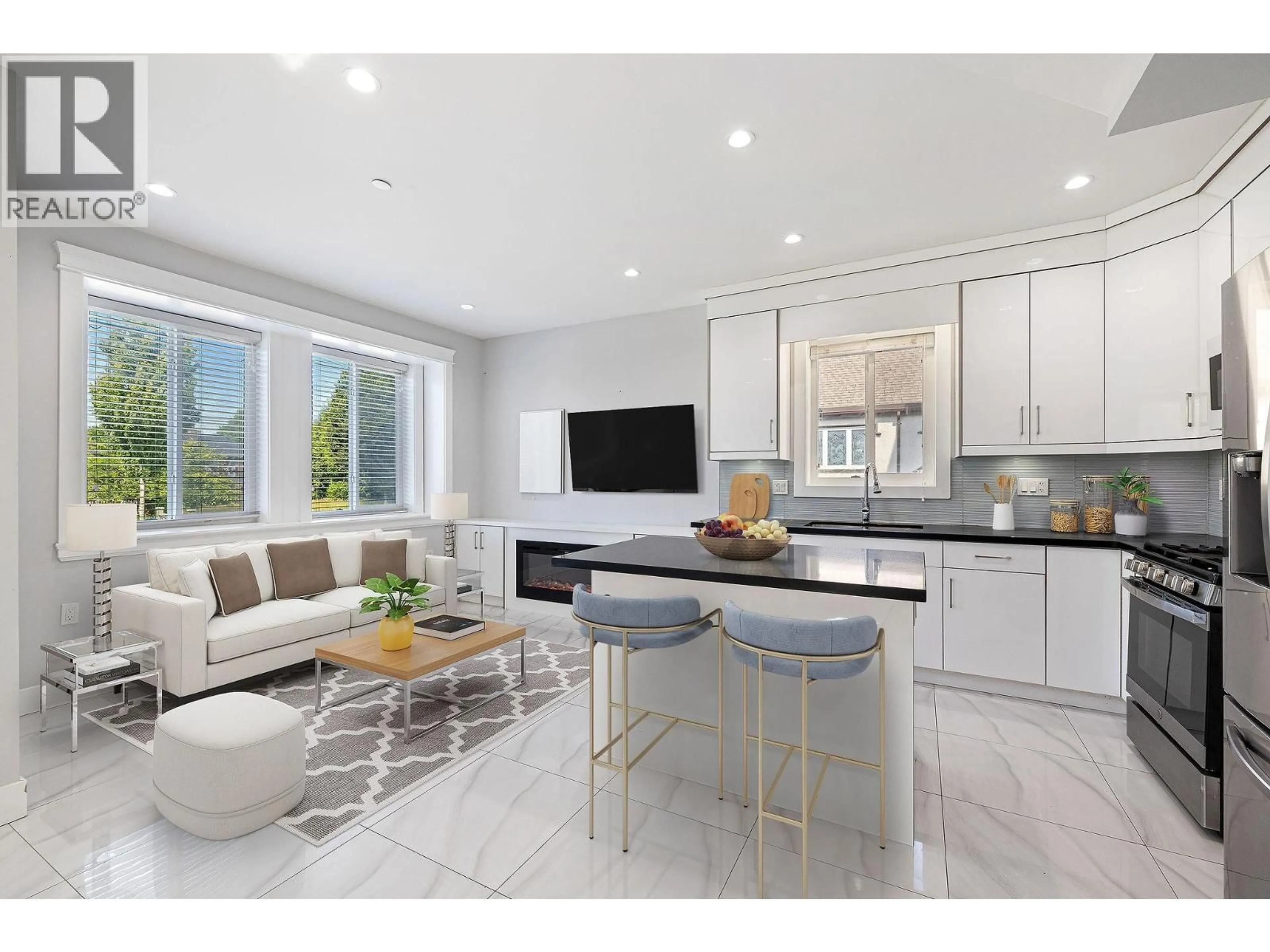 Open concept kitchen, ceramic/tile floor for 1 - 2430 41 AVENUE, Vancouver British Columbia V5R2W4
