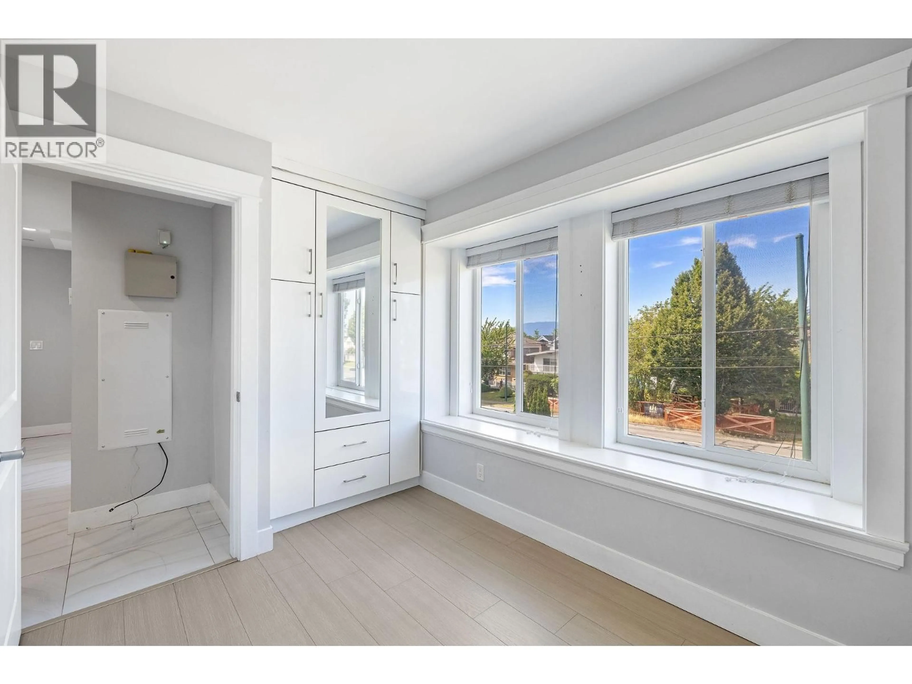 A pic of a room for 1 - 2430 41 AVENUE, Vancouver British Columbia V5R2W4