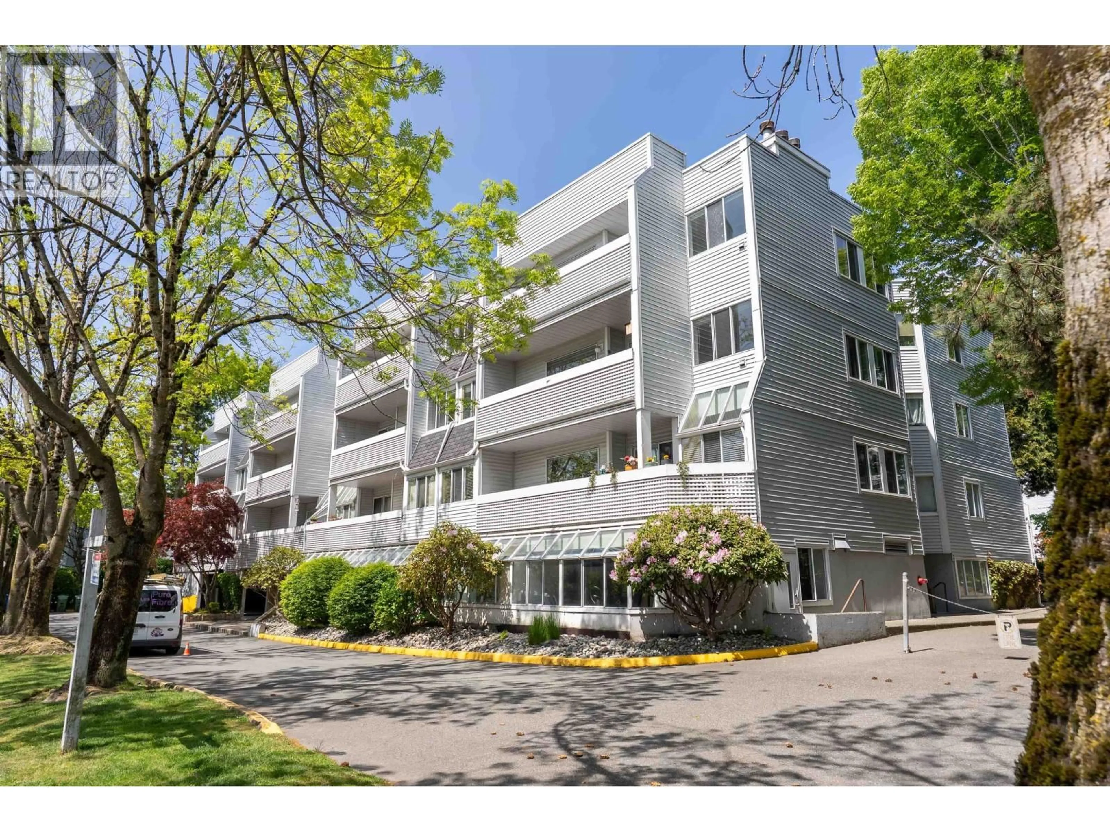 Unknown for 306 - 7431 BLUNDELL ROAD, Richmond British Columbia V6Y3G8