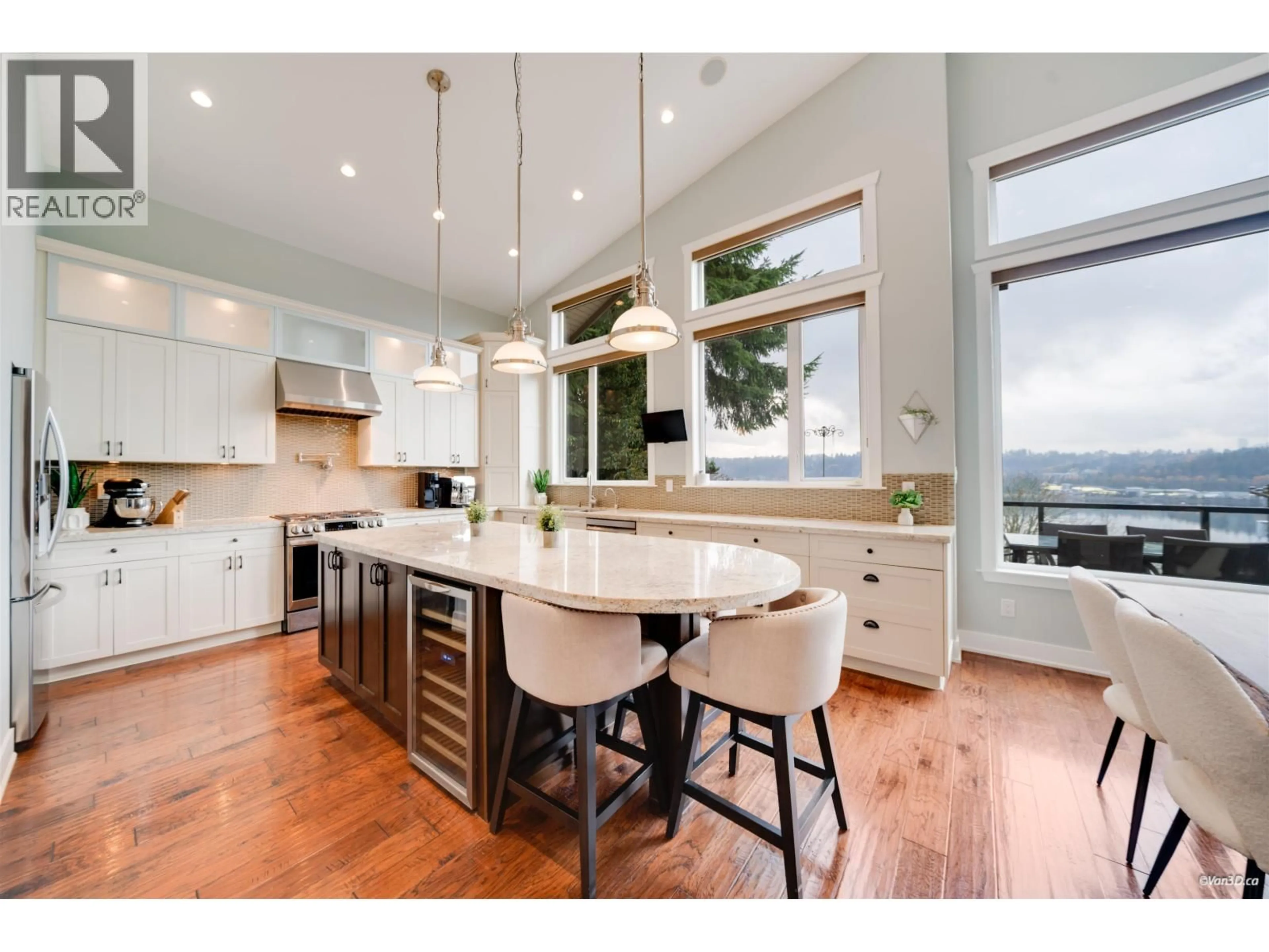 Open concept kitchen, unknown for 920 BARBER STREET, Port Moody British Columbia V3H3V4