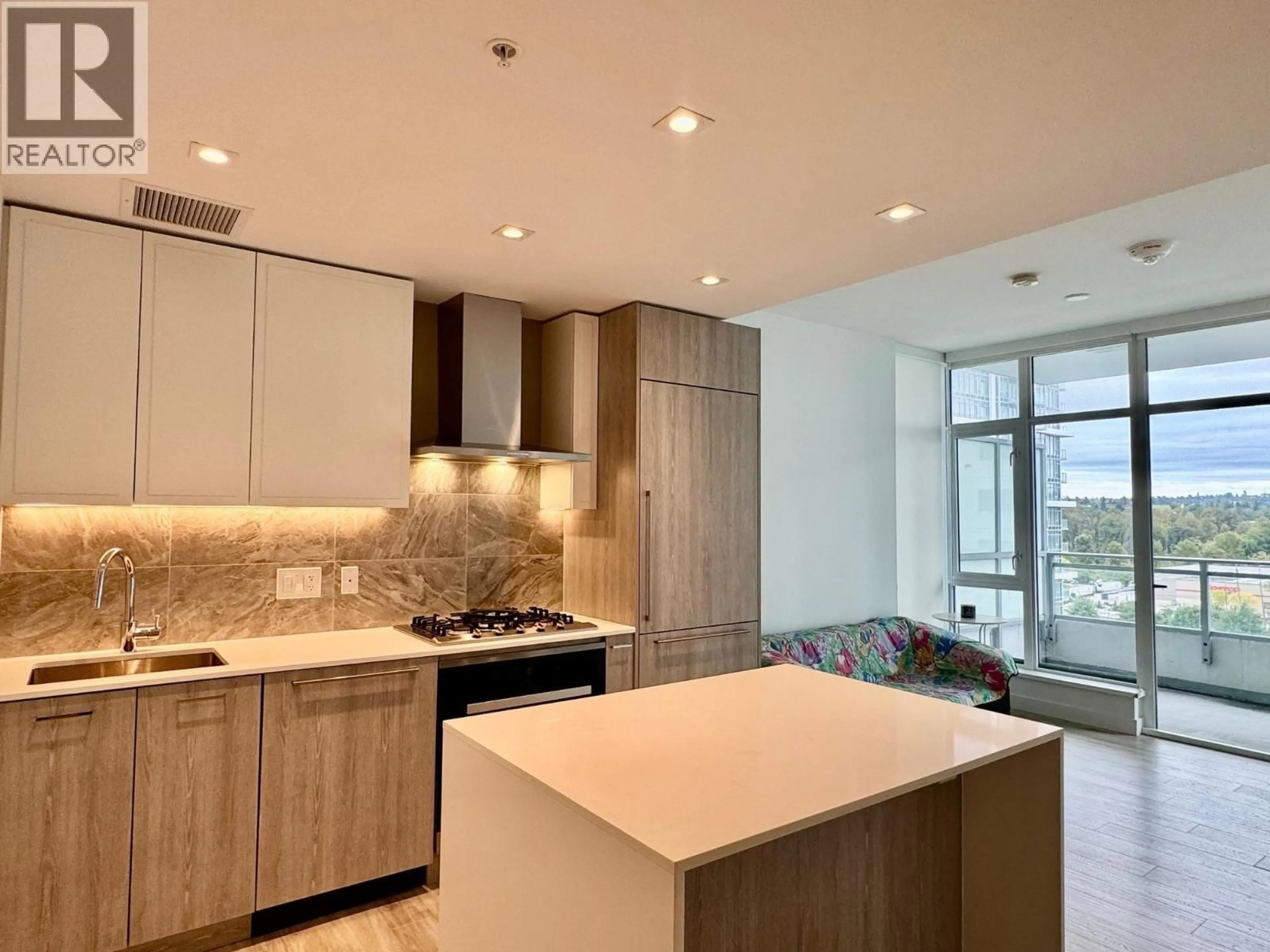 Open concept kitchen, unknown for 802 - 2288 ALPHA AVENUE, Burnaby British Columbia V5C0L9