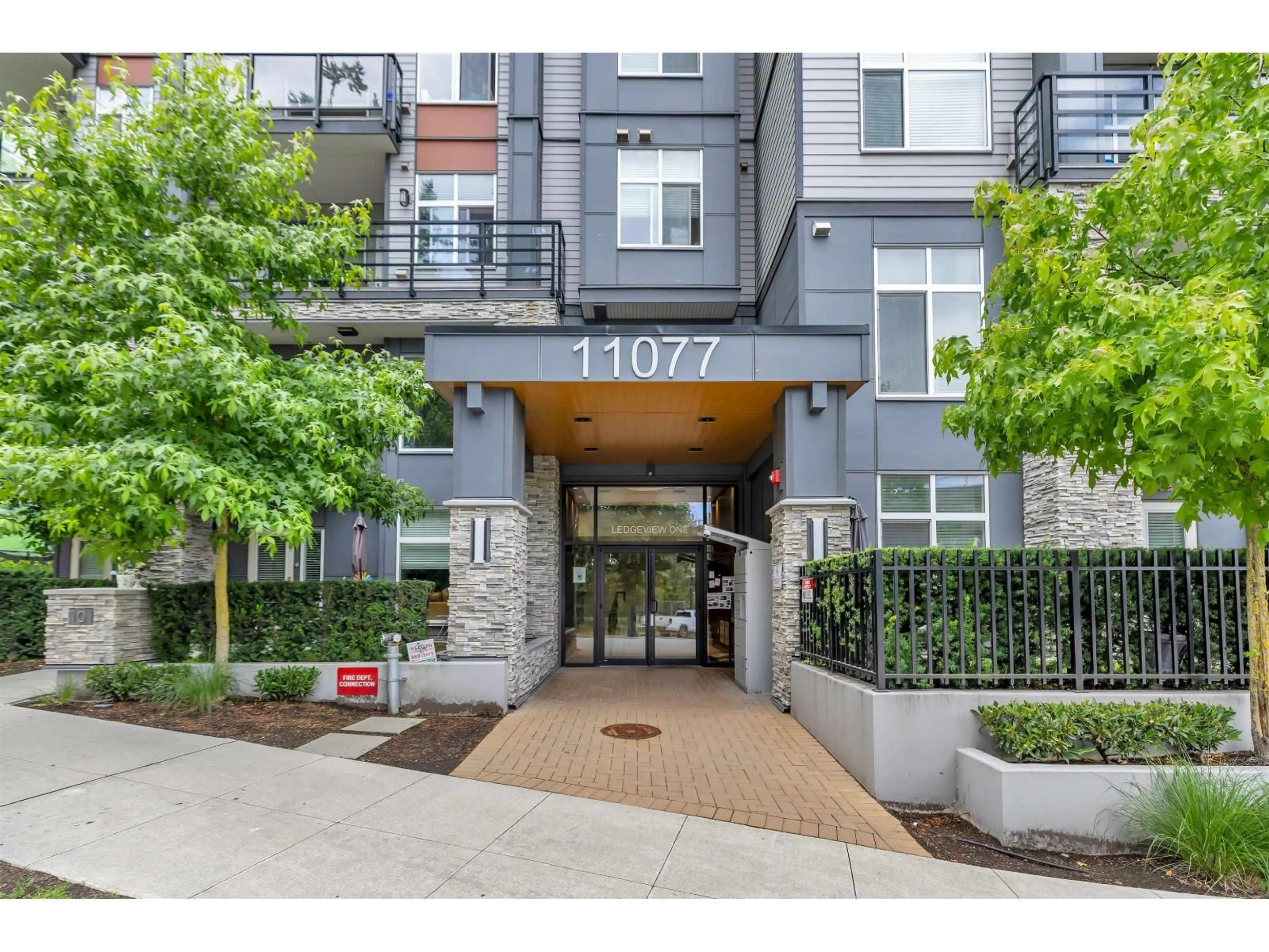 Unknown for 418 - 11077 RAVINE, Surrey British Columbia V3T0R7