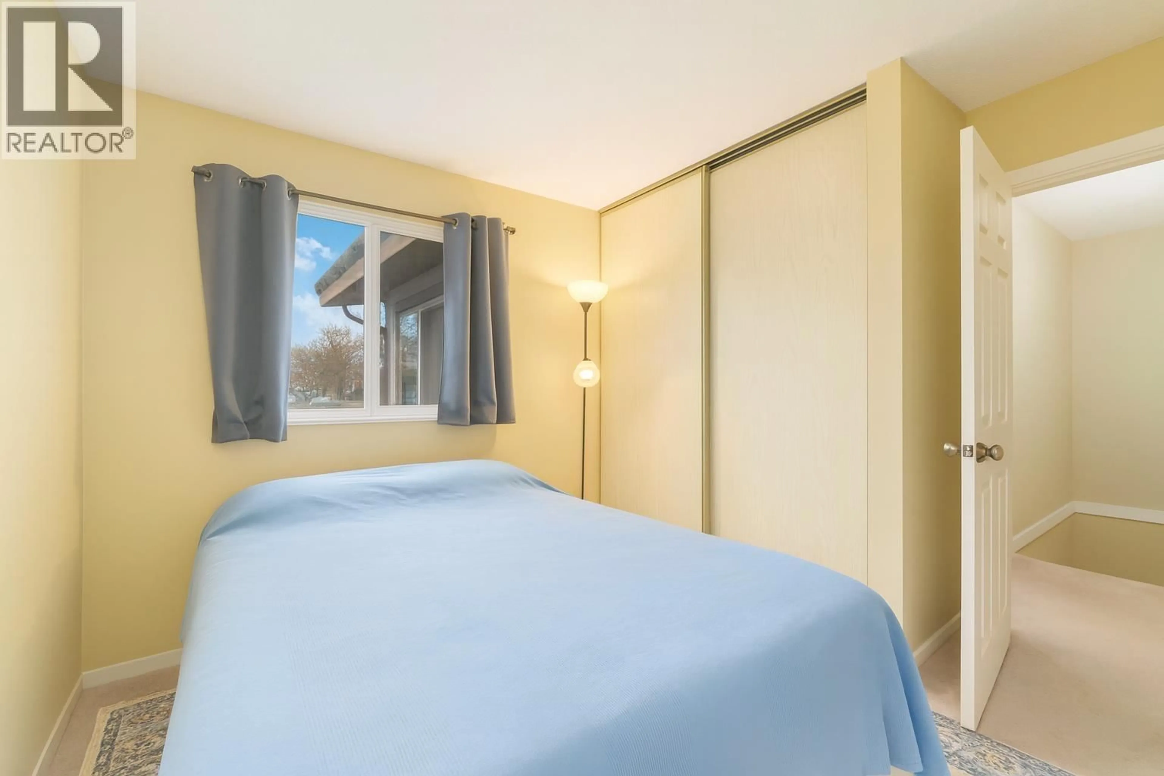 Bedroom with bed, unknown for 6 - 310 HIGHLAND WAY, Port Moody British Columbia V3H3V7