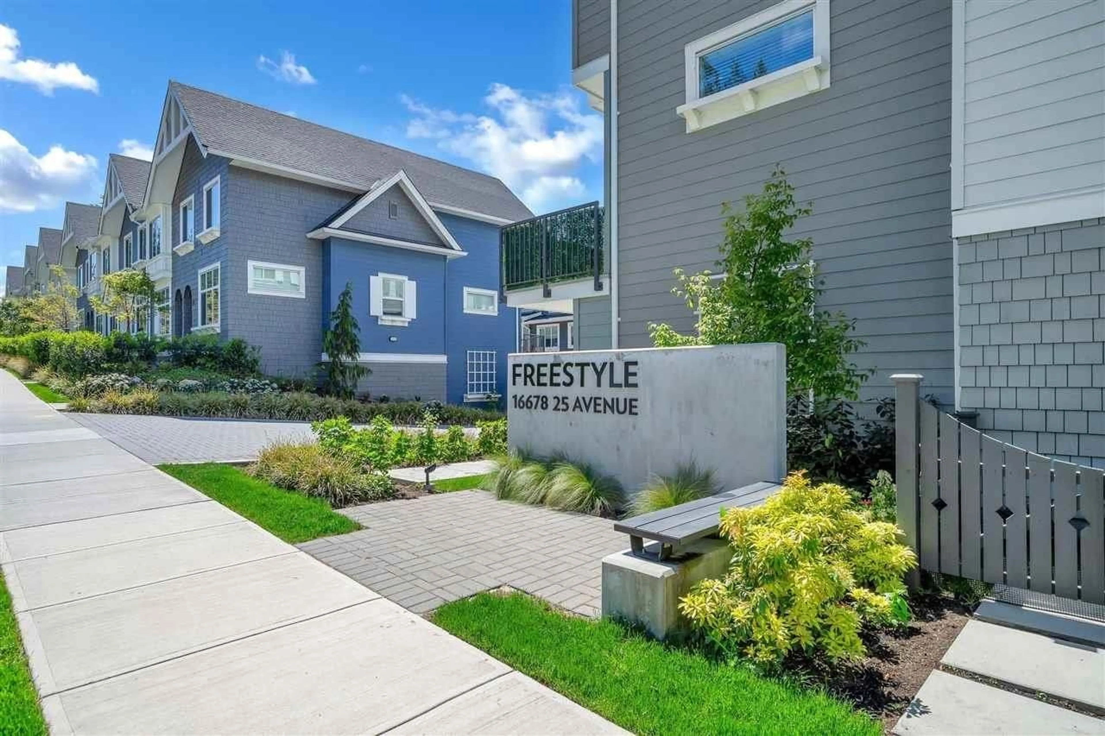 Unknown for 82 - 16678 25 AVENUE, Surrey British Columbia V3Z0Z2