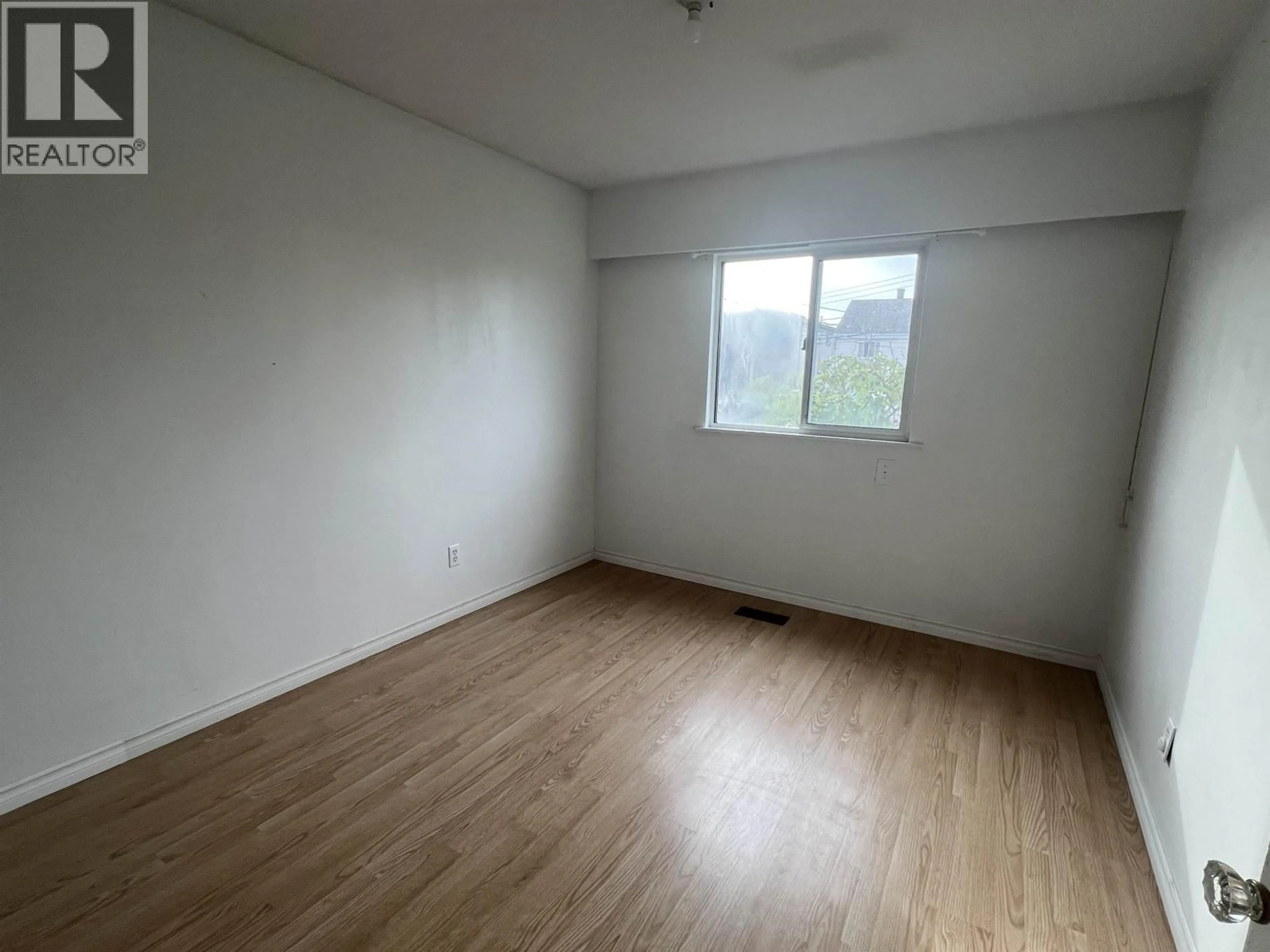 A pic of a room for 217 PEMBINA STREET, New Westminster British Columbia V3M5J3