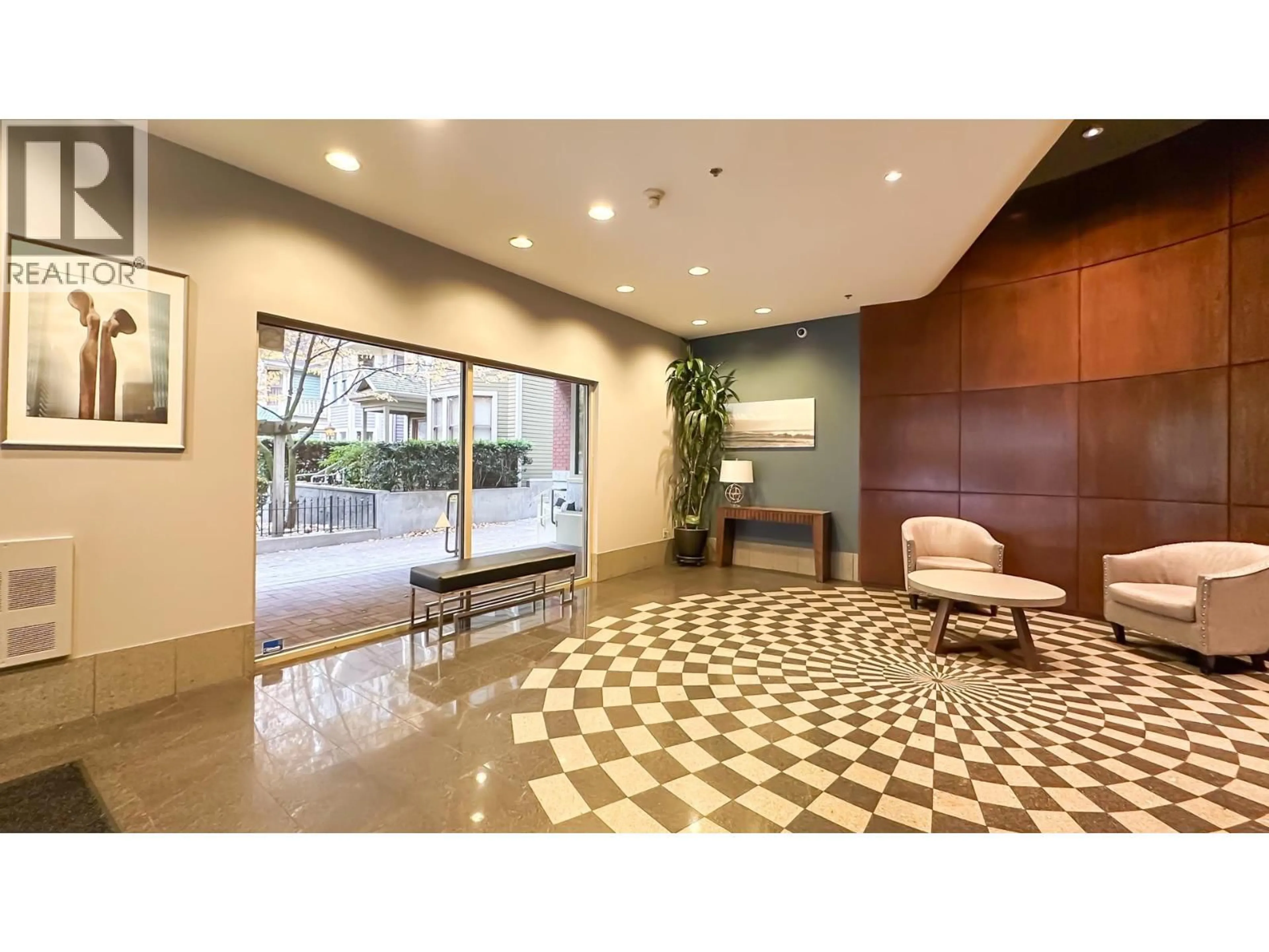 Lobby for 511 - 819 HAMILTON STREET, Vancouver British Columbia V6B6M2
