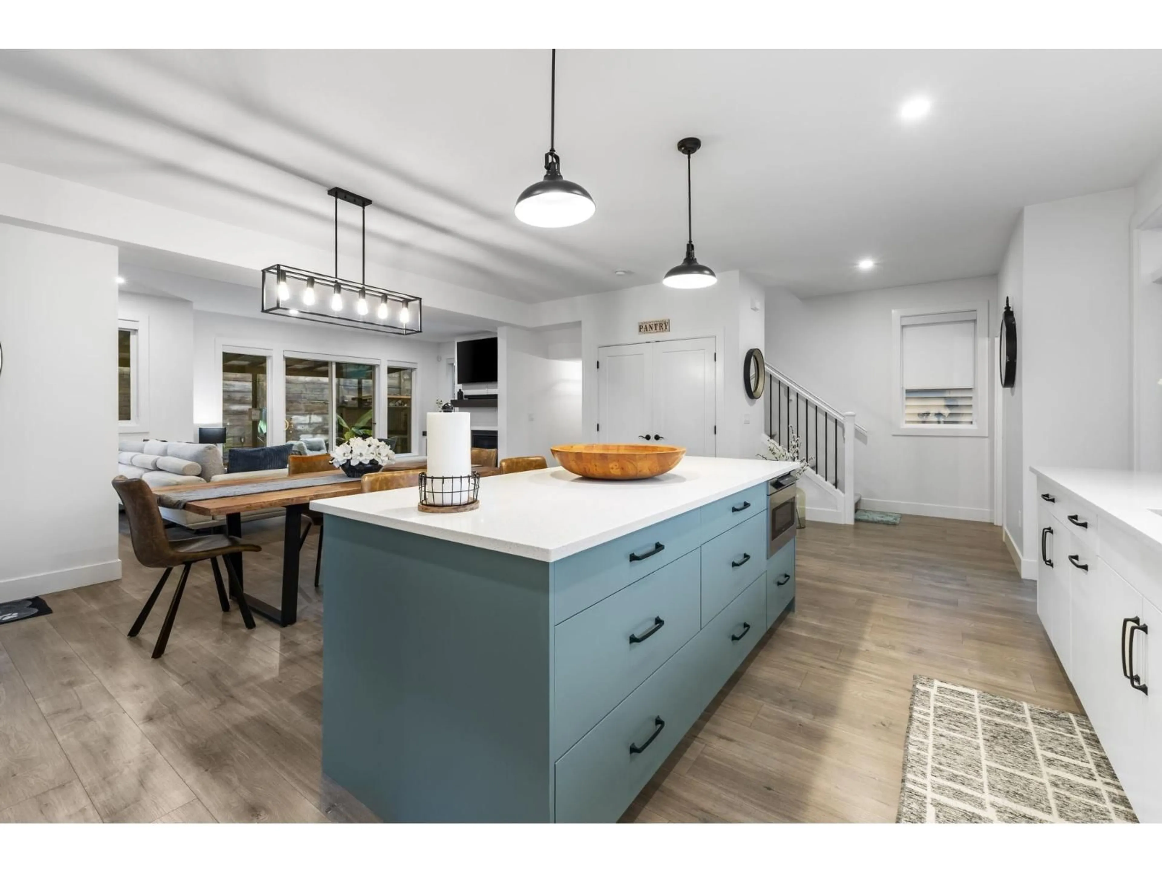 Open concept kitchen, unknown for 47 - 4295 OLD CLAYBURN, Abbotsford British Columbia V2R5H2