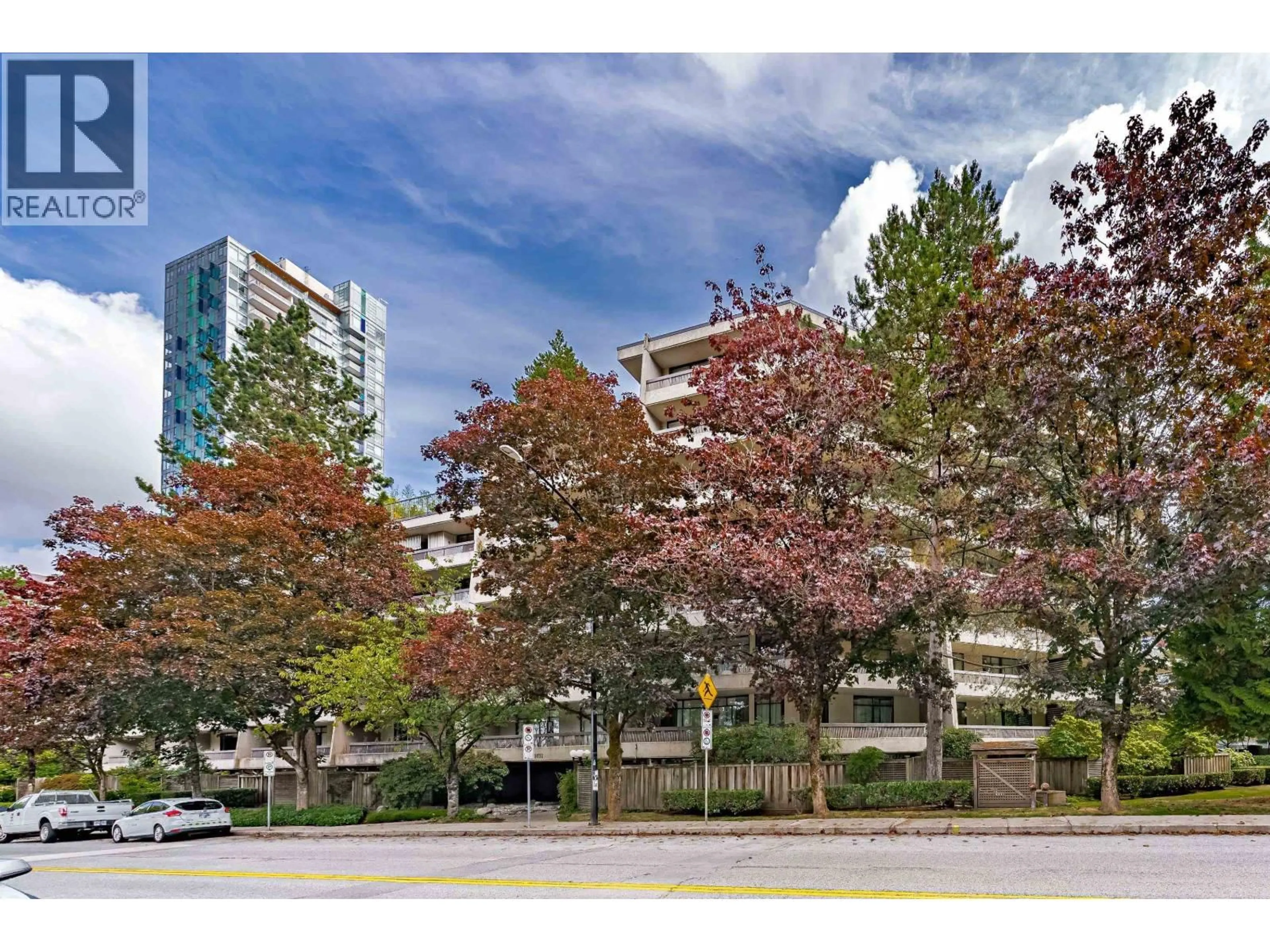 Unknown for 301 - 5932 PATTERSON AVENUE, Burnaby British Columbia V5H4B4