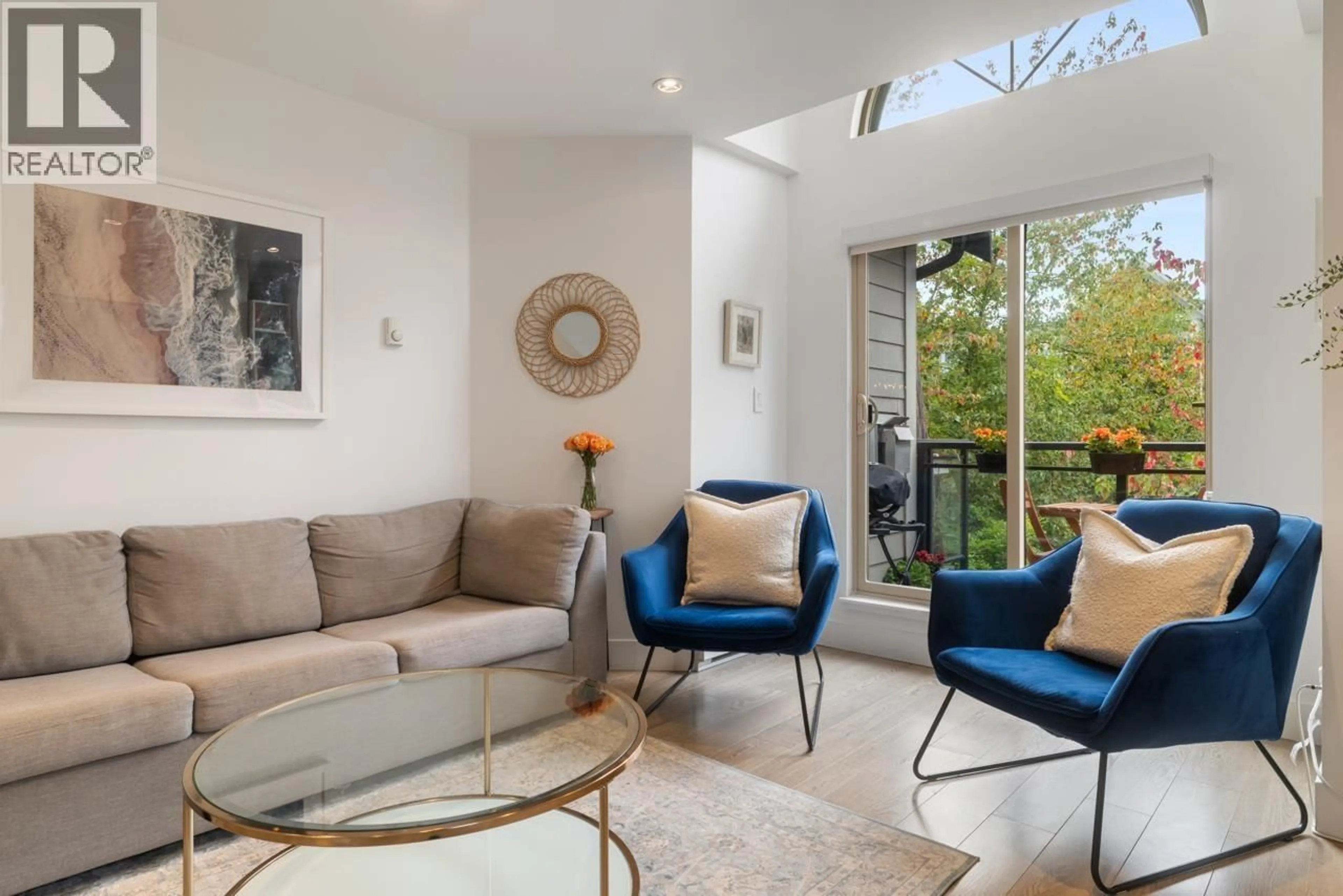 Living room with furniture, unknown for 308 - 755 15TH AVENUE, Vancouver British Columbia V5Z1R6